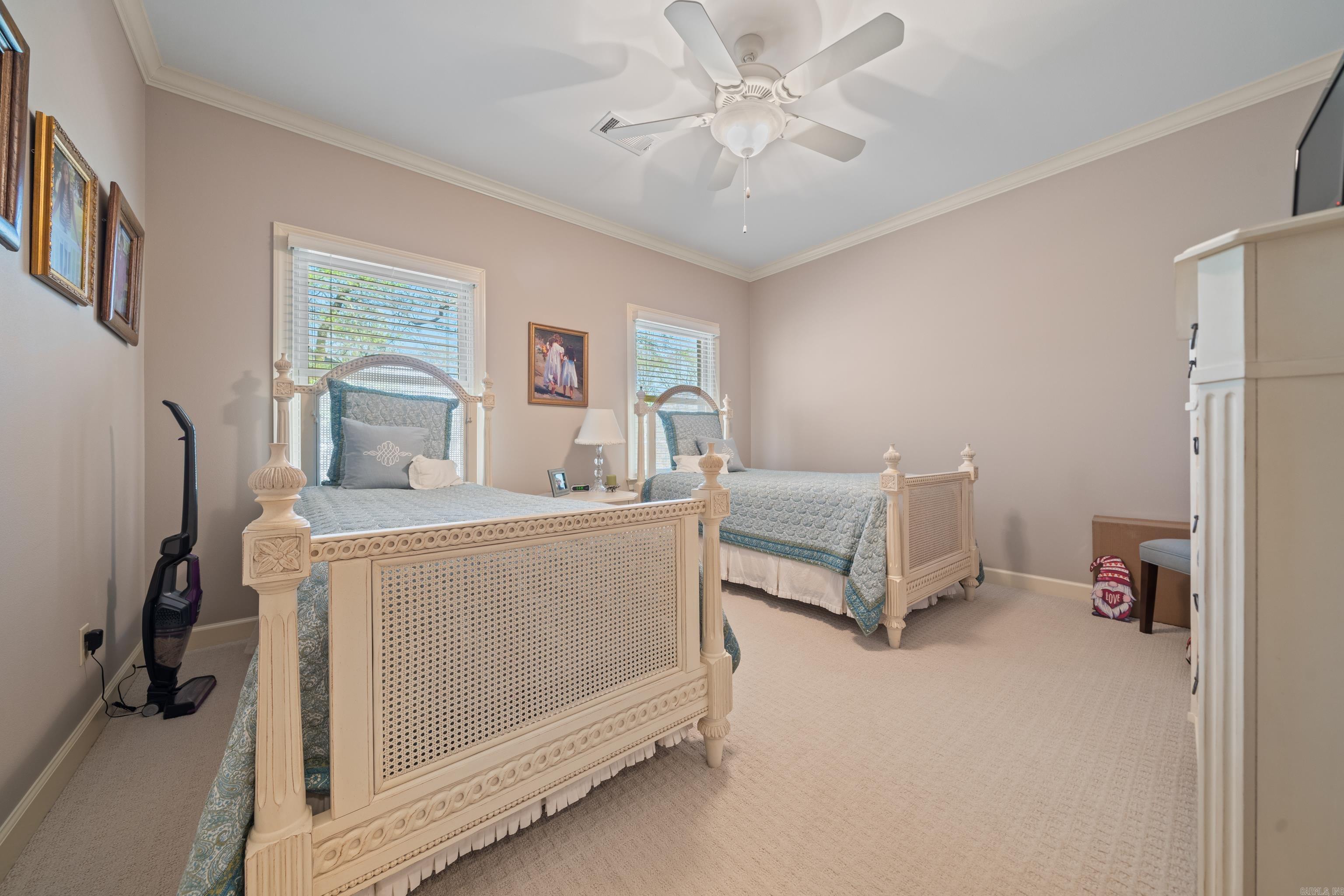 LAKE FOREST SHORES - Residential