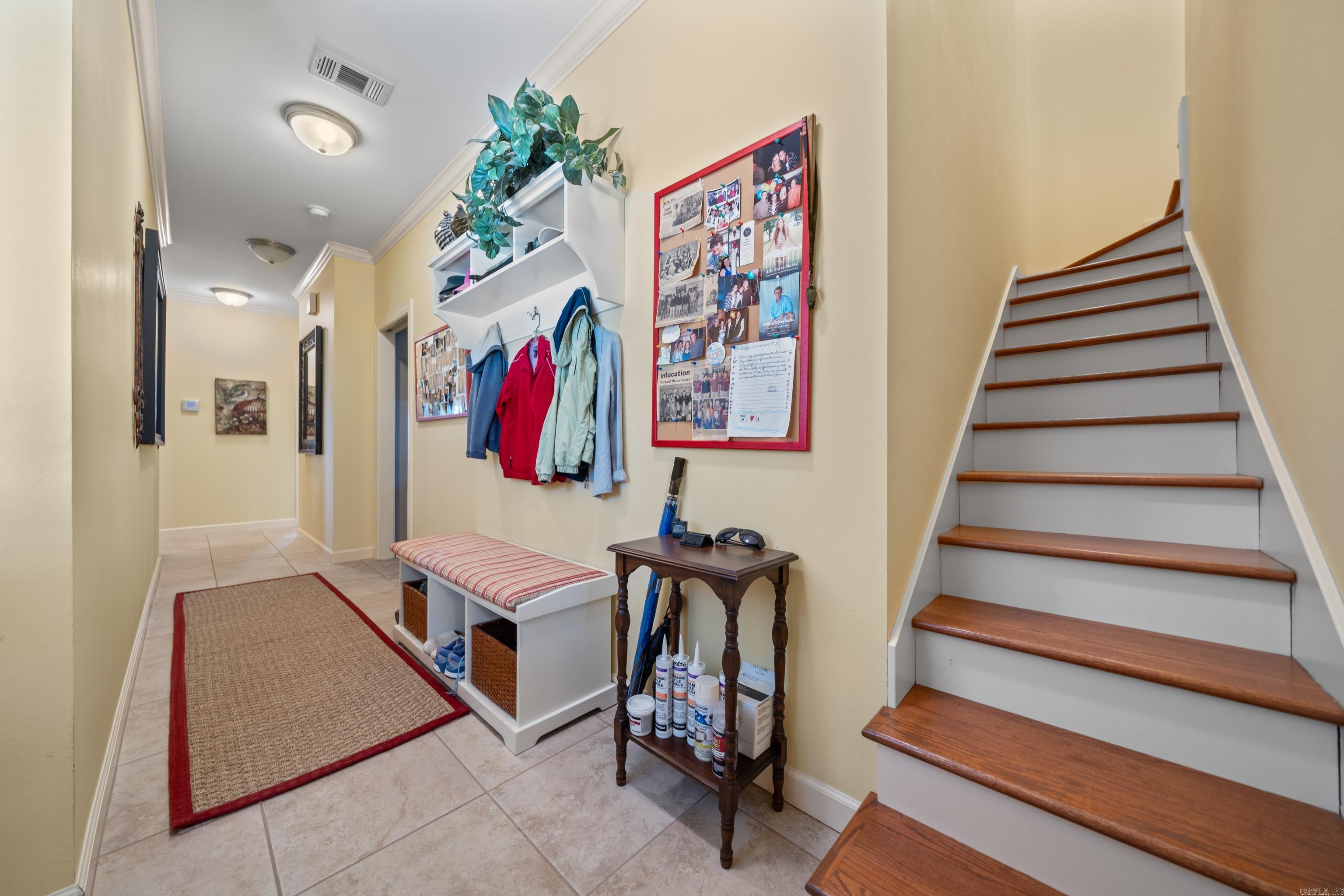 LAKE FOREST SHORES - Residential