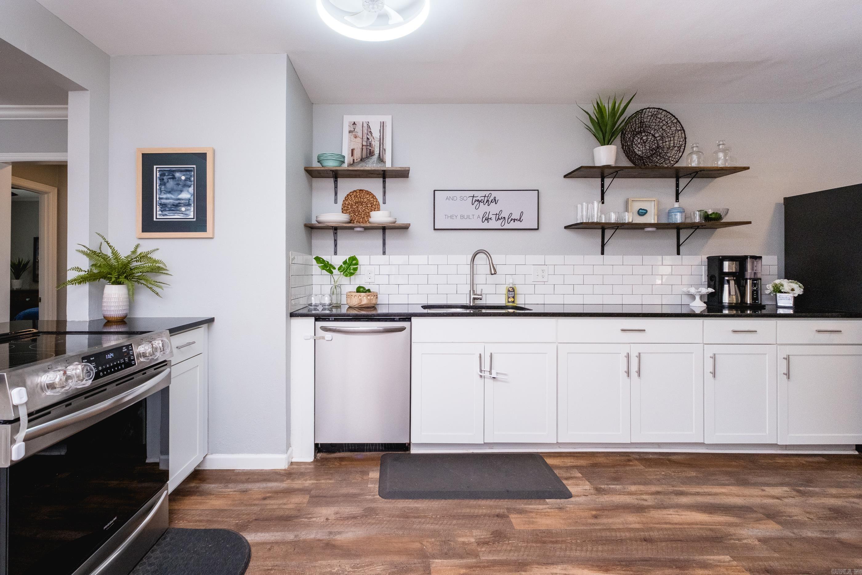 CAMMACK WOODS - Residential