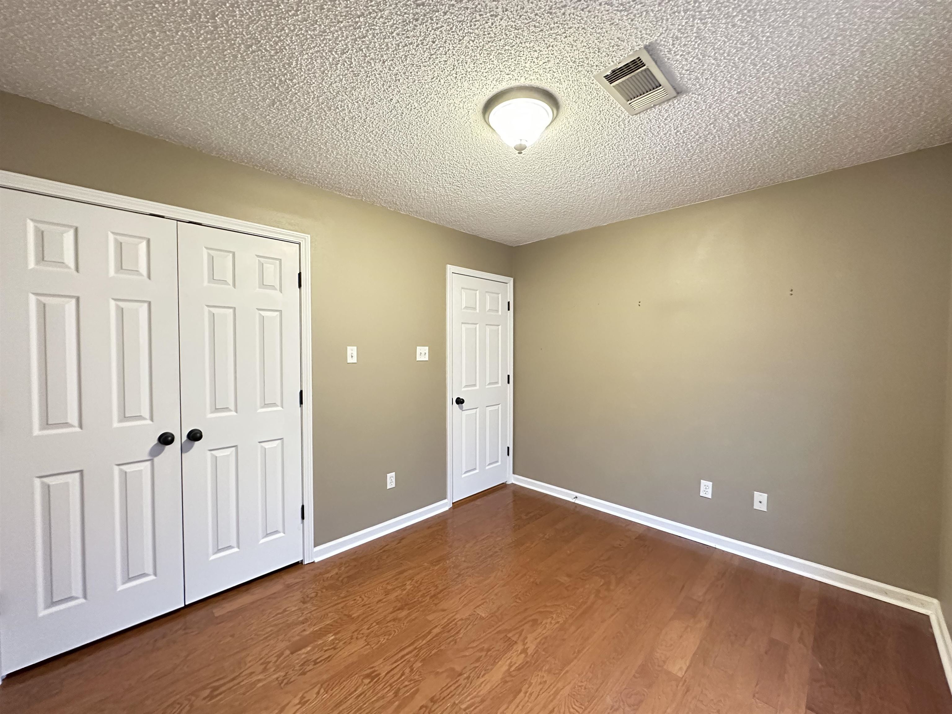 Summerbrooke - Residential Lease