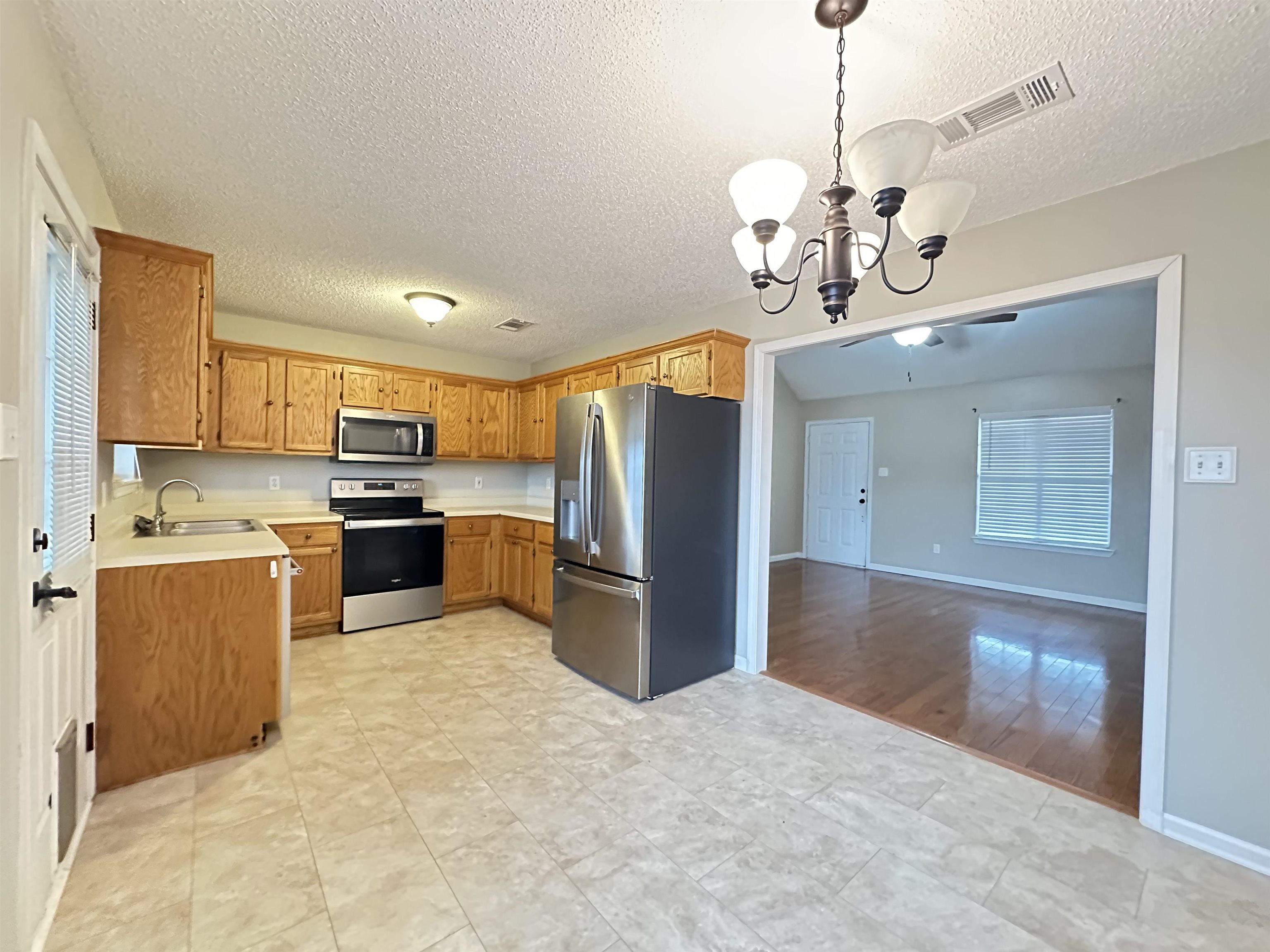Summerbrooke - Residential Lease