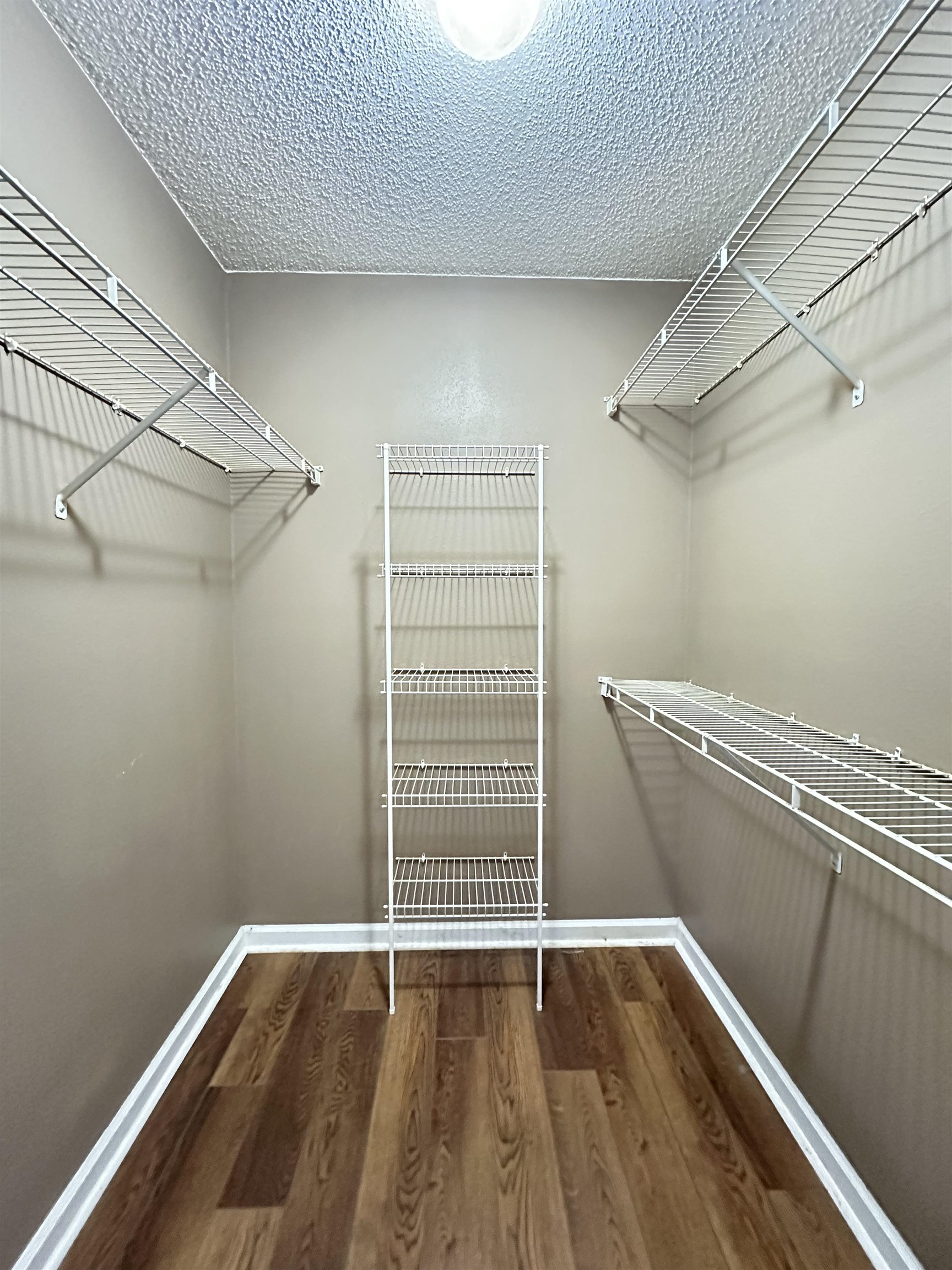 Summerbrooke - Residential Lease