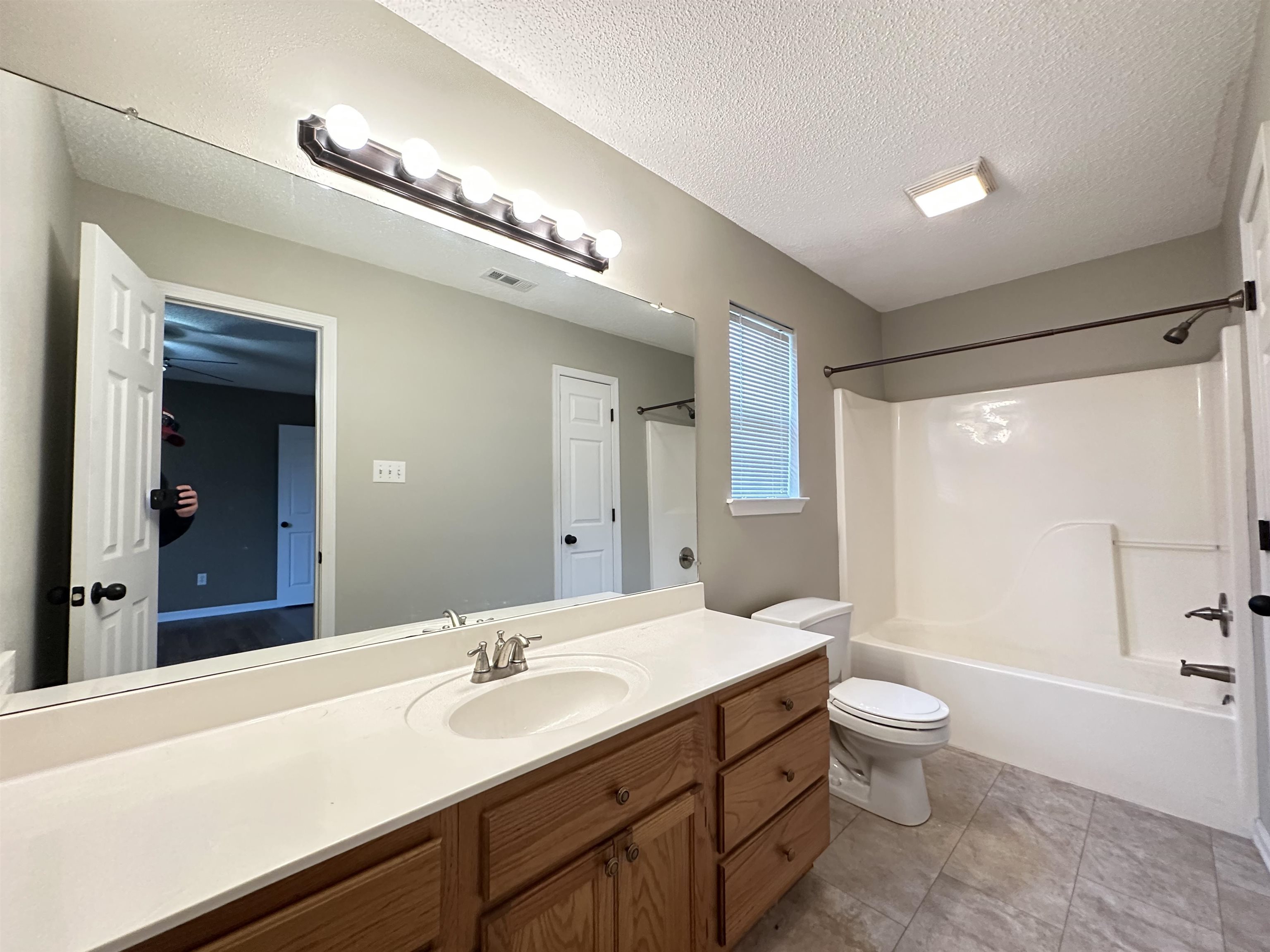 Summerbrooke - Residential Lease