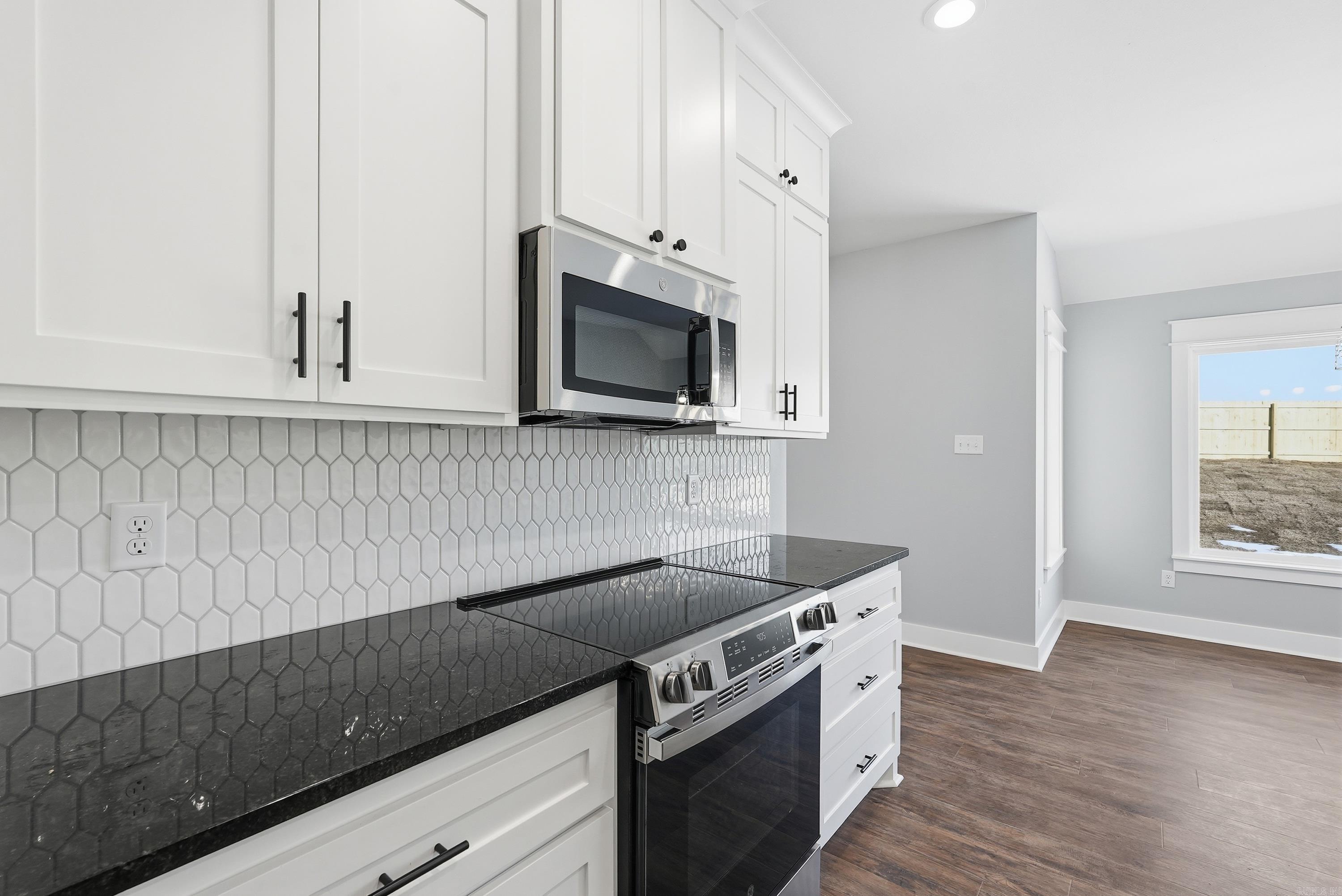 HIDDEN VALLEY ESTATES - Residential