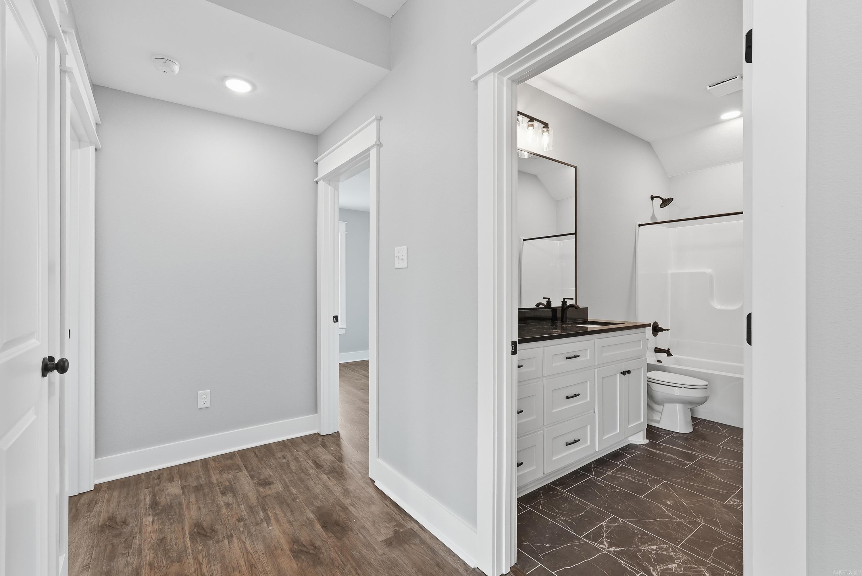 HIDDEN VALLEY ESTATES - Residential