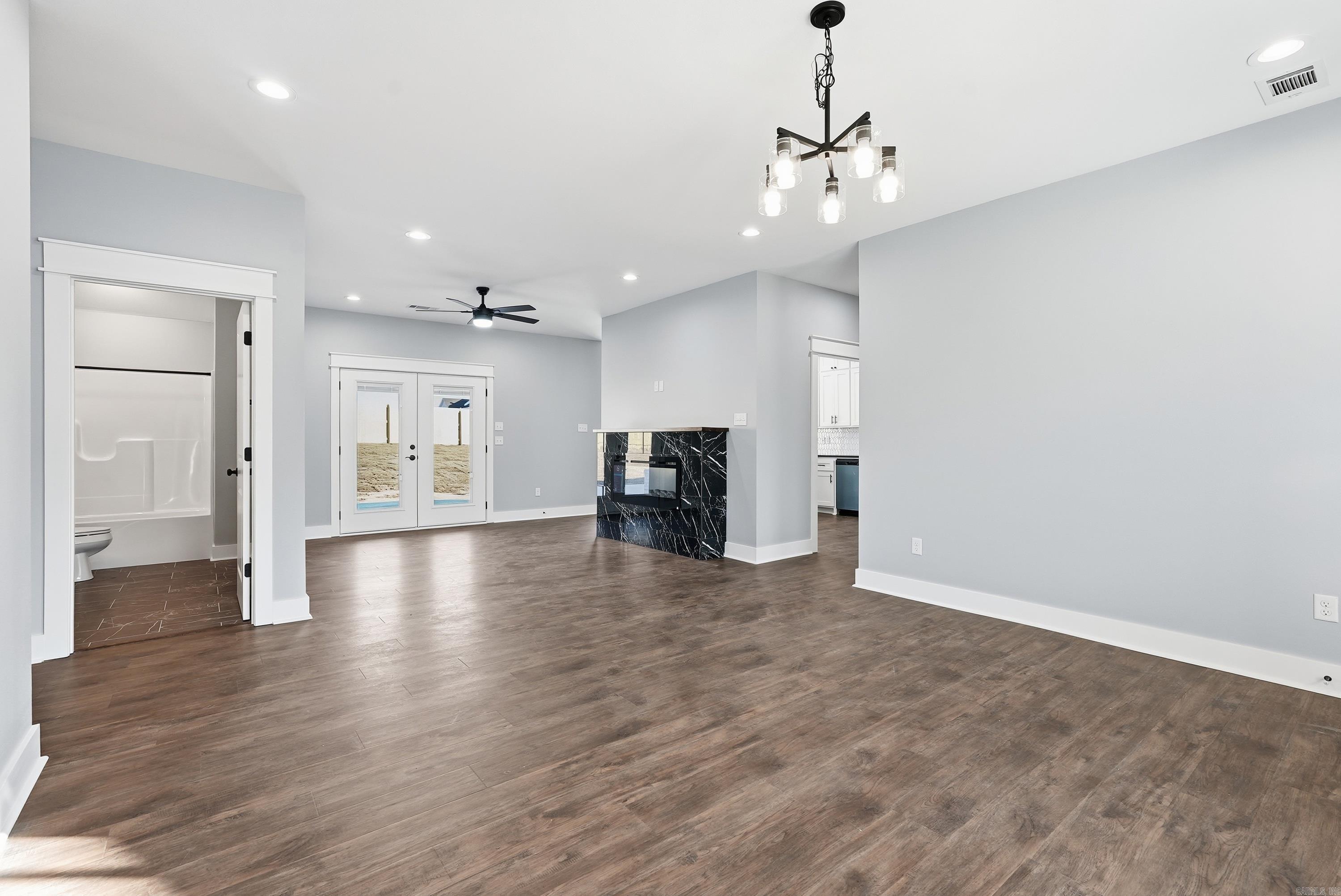 HIDDEN VALLEY ESTATES - Residential