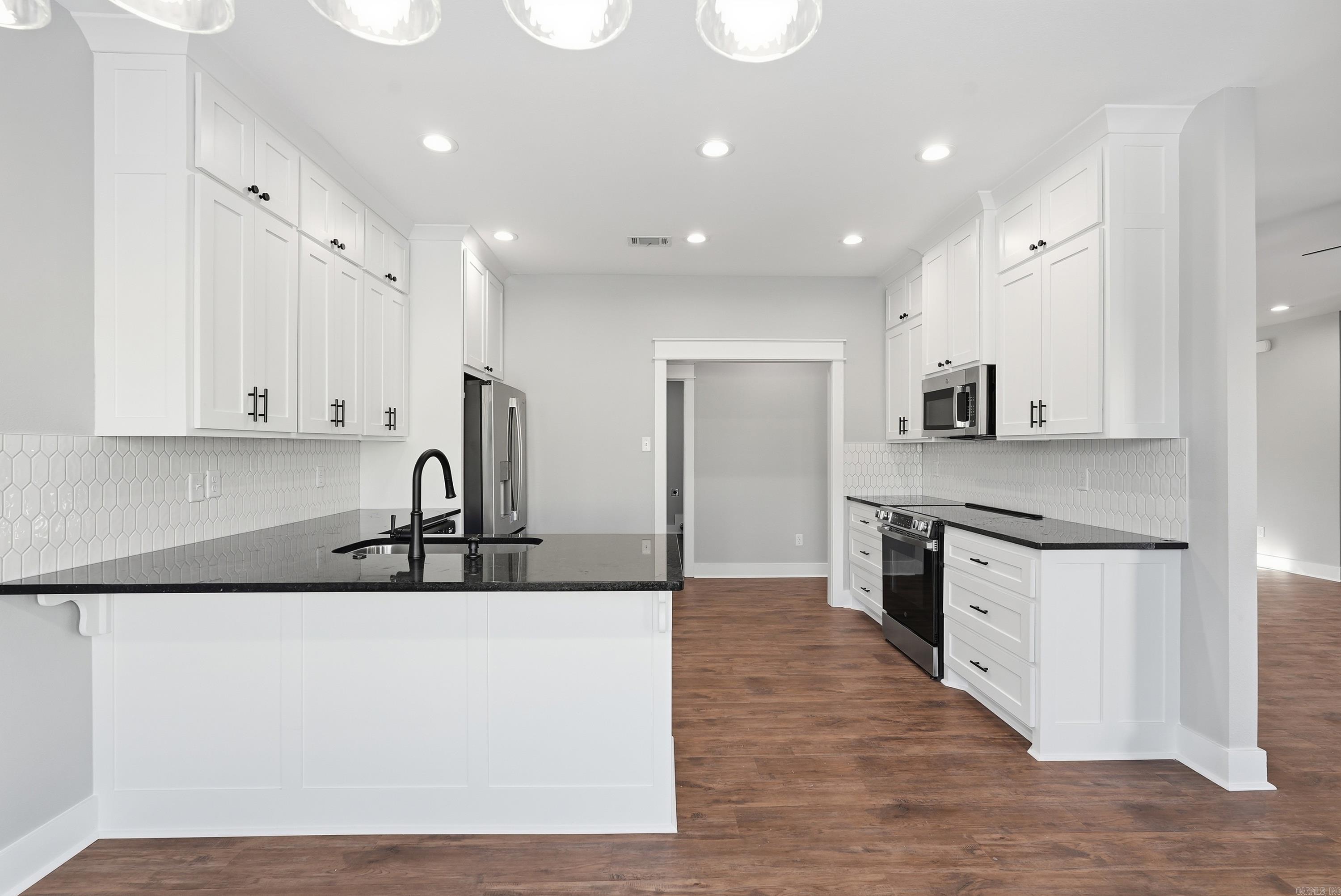 HIDDEN VALLEY ESTATES - Residential