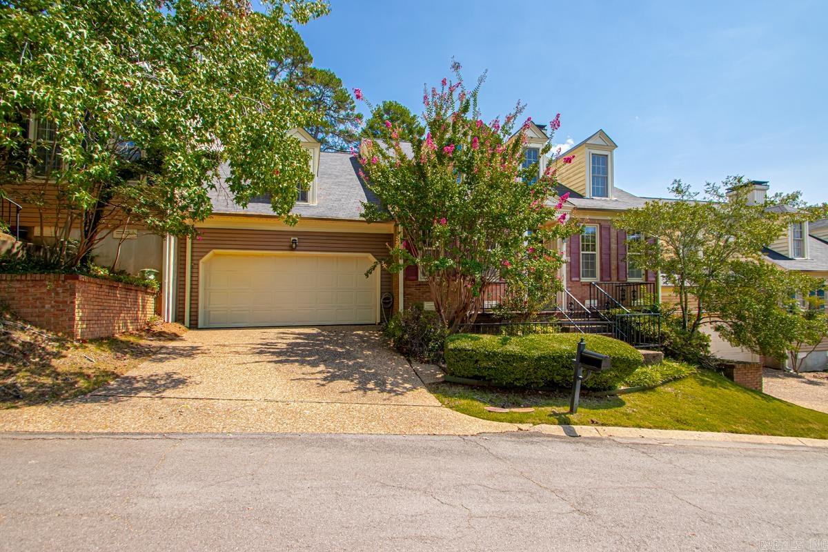 CLAREMORE COURT - Residential