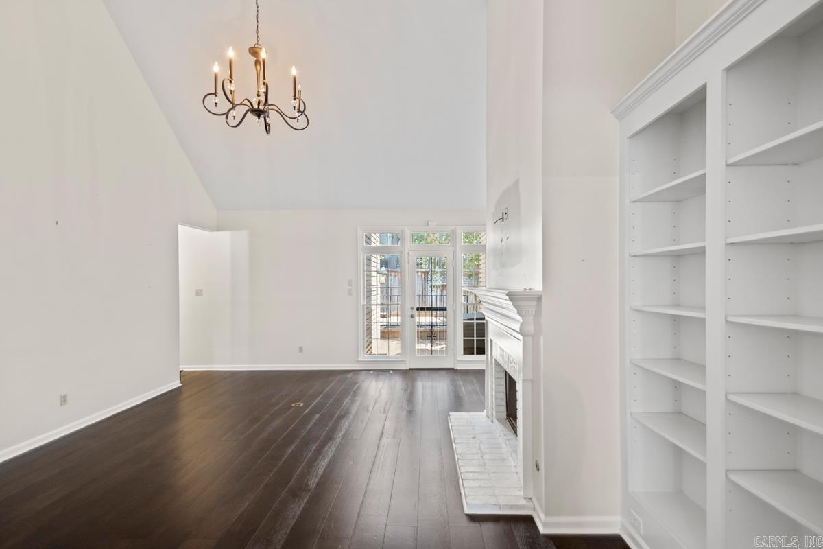 CLAREMORE COURT - Residential