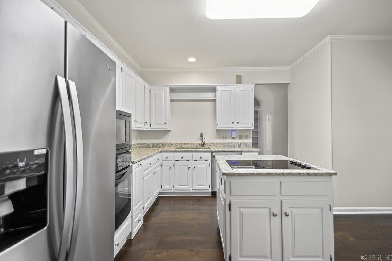 CLAREMORE COURT - Residential