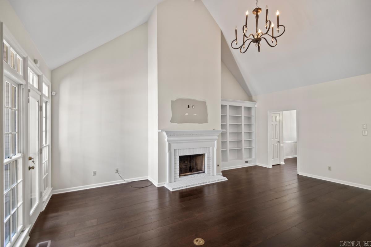 CLAREMORE COURT - Residential