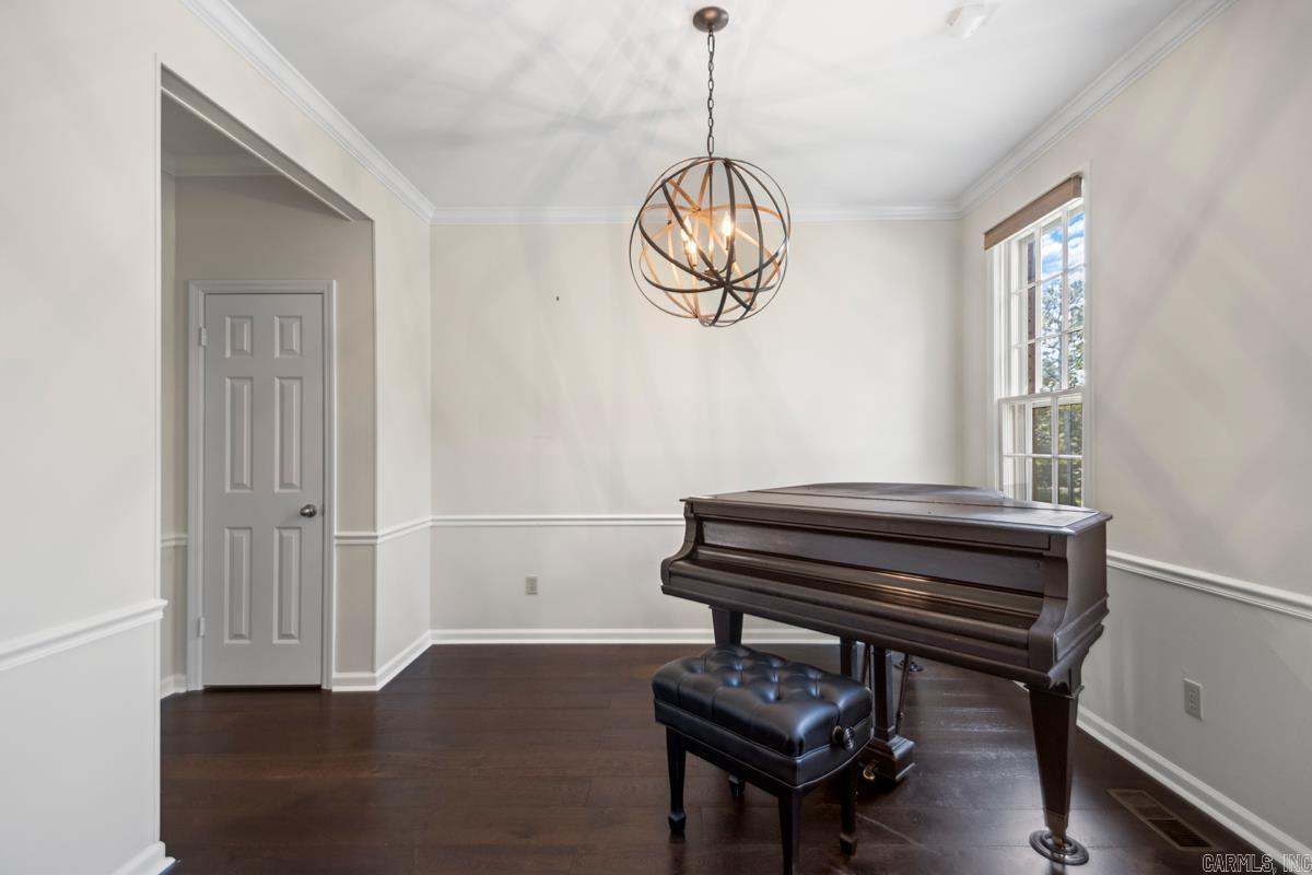 CLAREMORE COURT - Residential