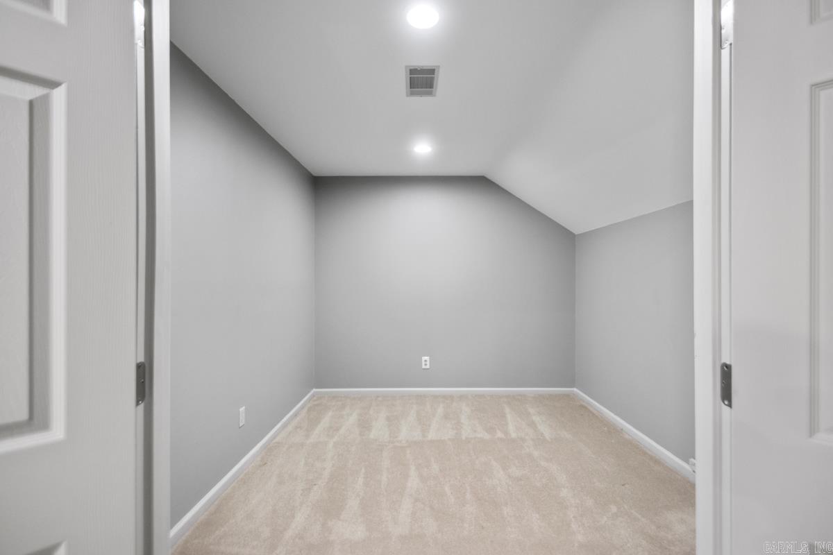 CLAREMORE COURT - Residential