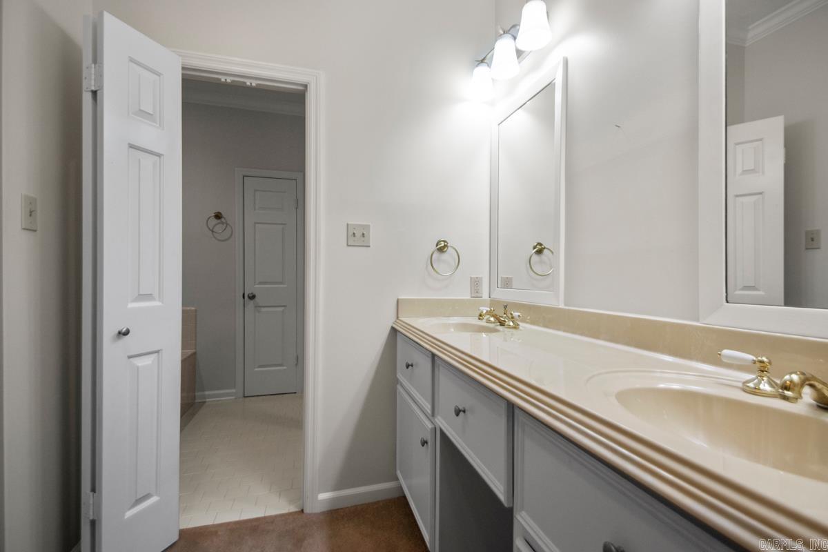 CLAREMORE COURT - Residential