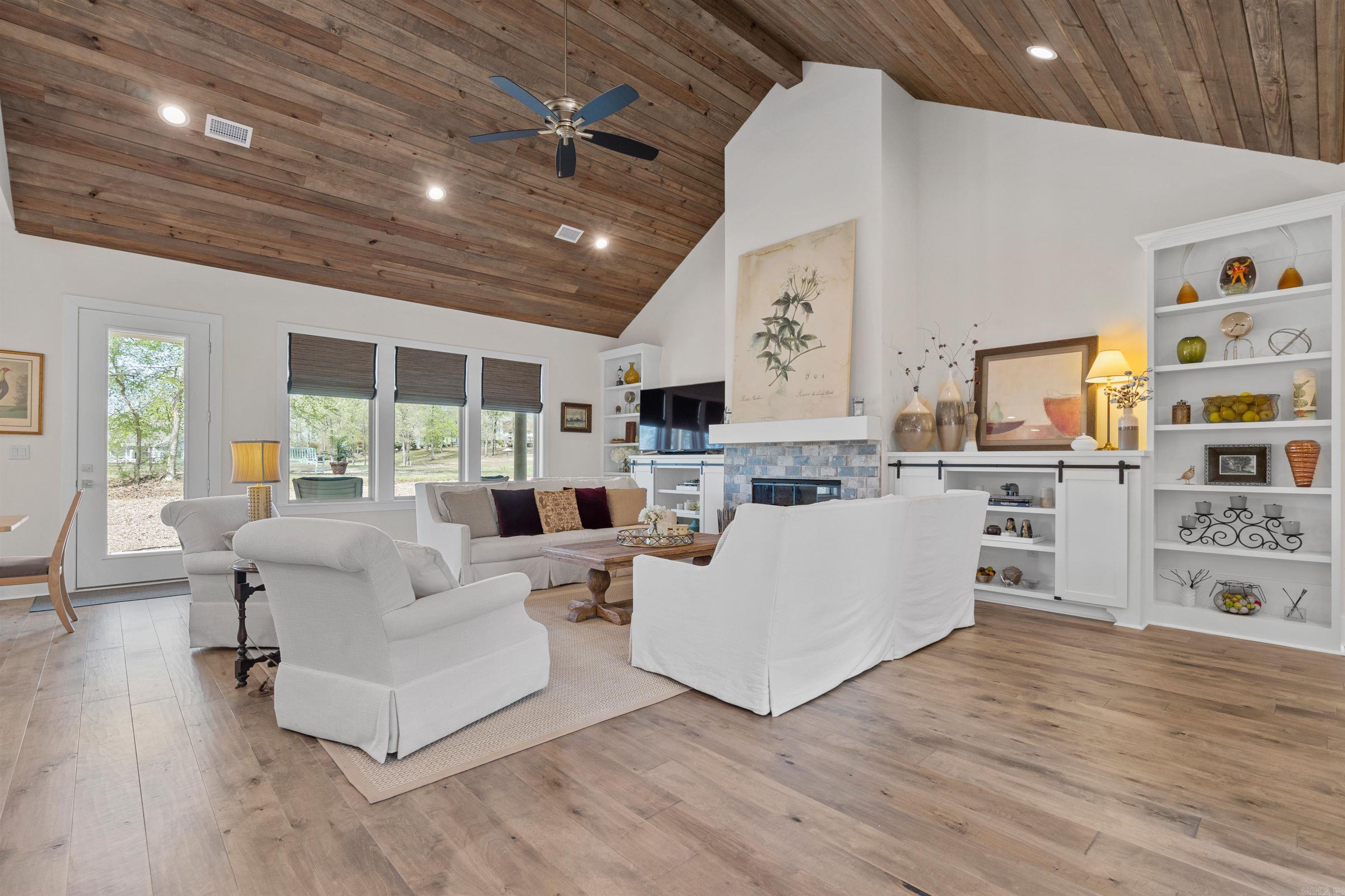 Magellan - Residential