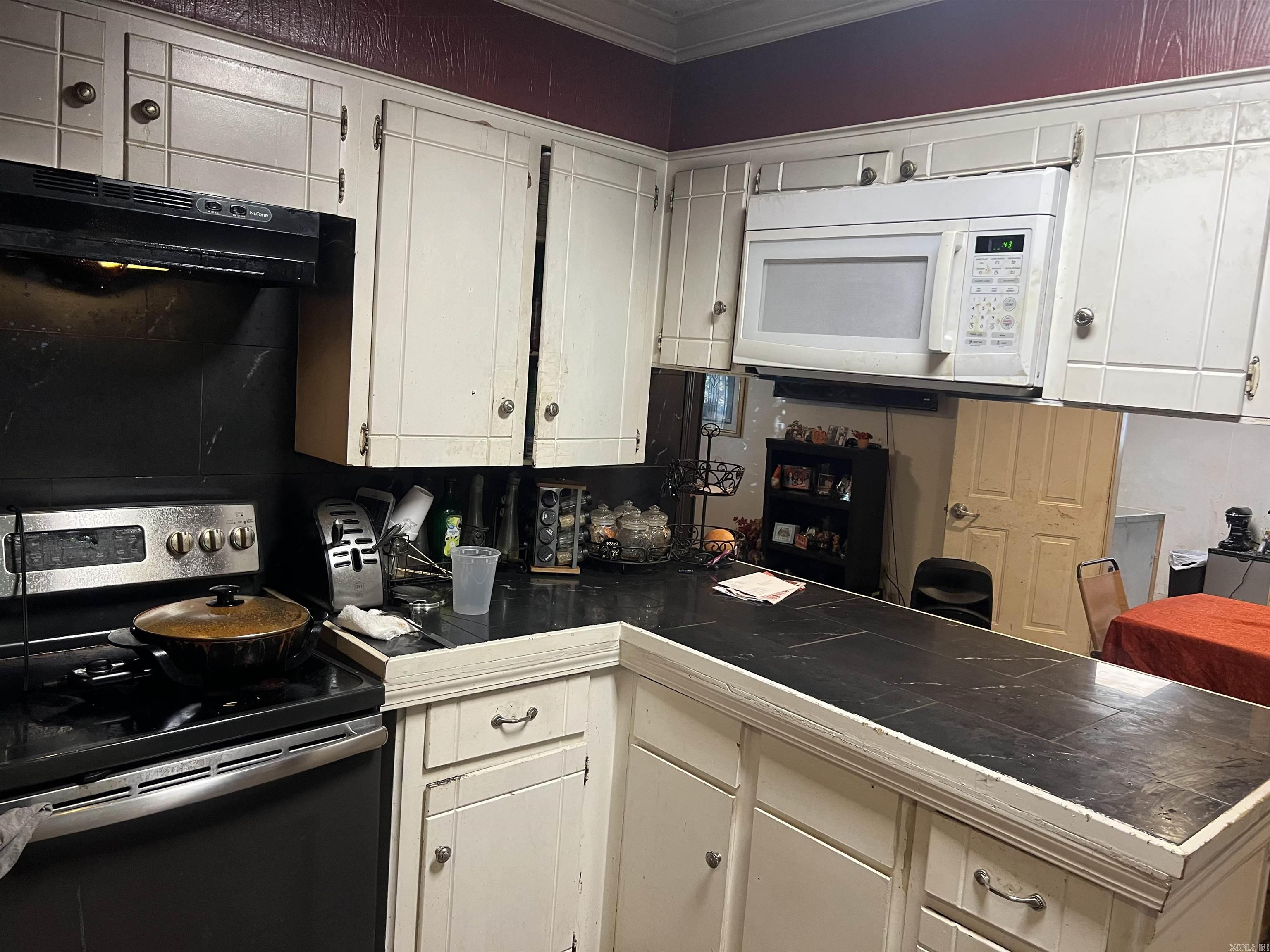 SOUTHWEST ACRES - Residential