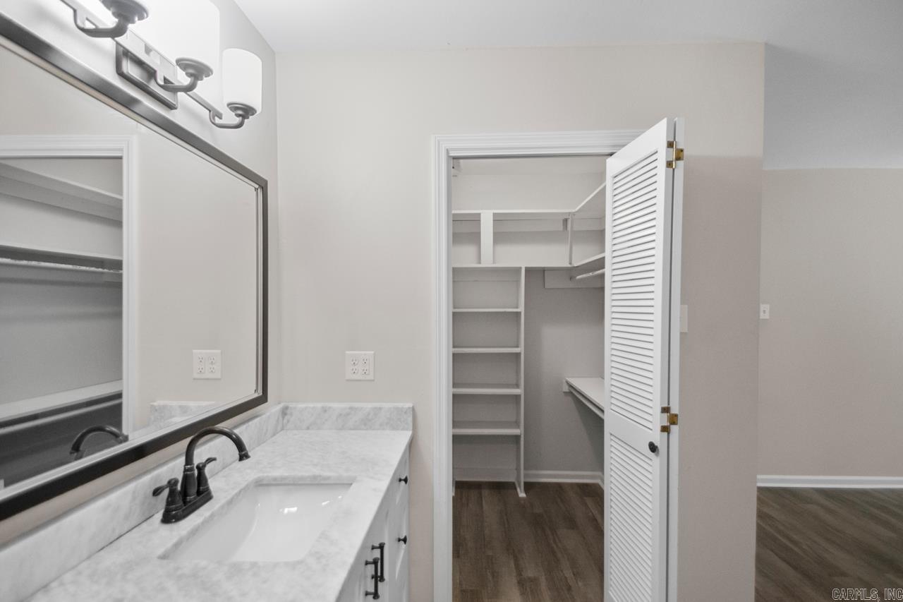 PEBBLE BEACH PARK - Residential