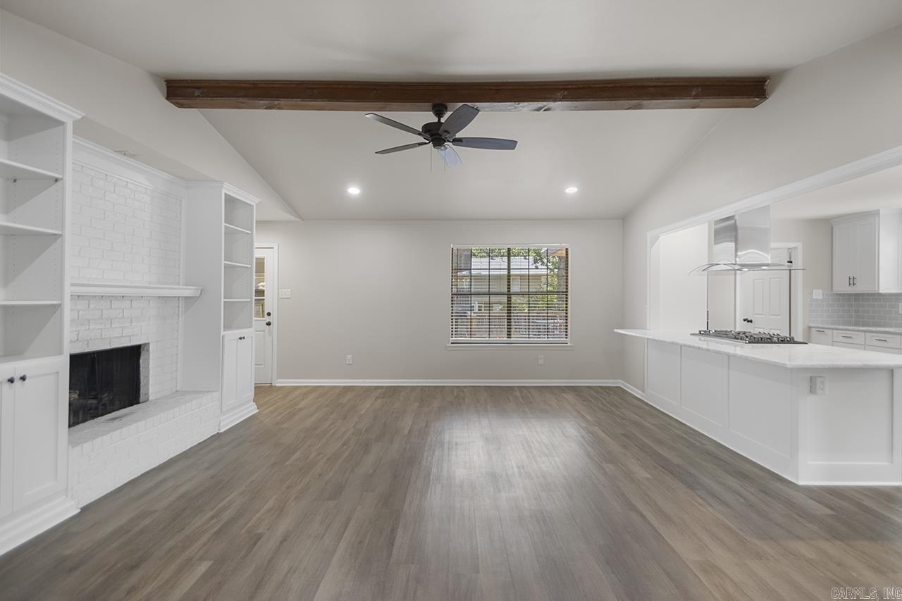 PEBBLE BEACH PARK - Residential