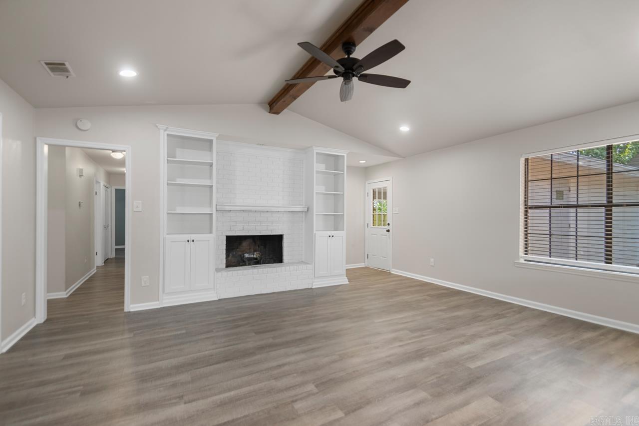 PEBBLE BEACH PARK - Residential