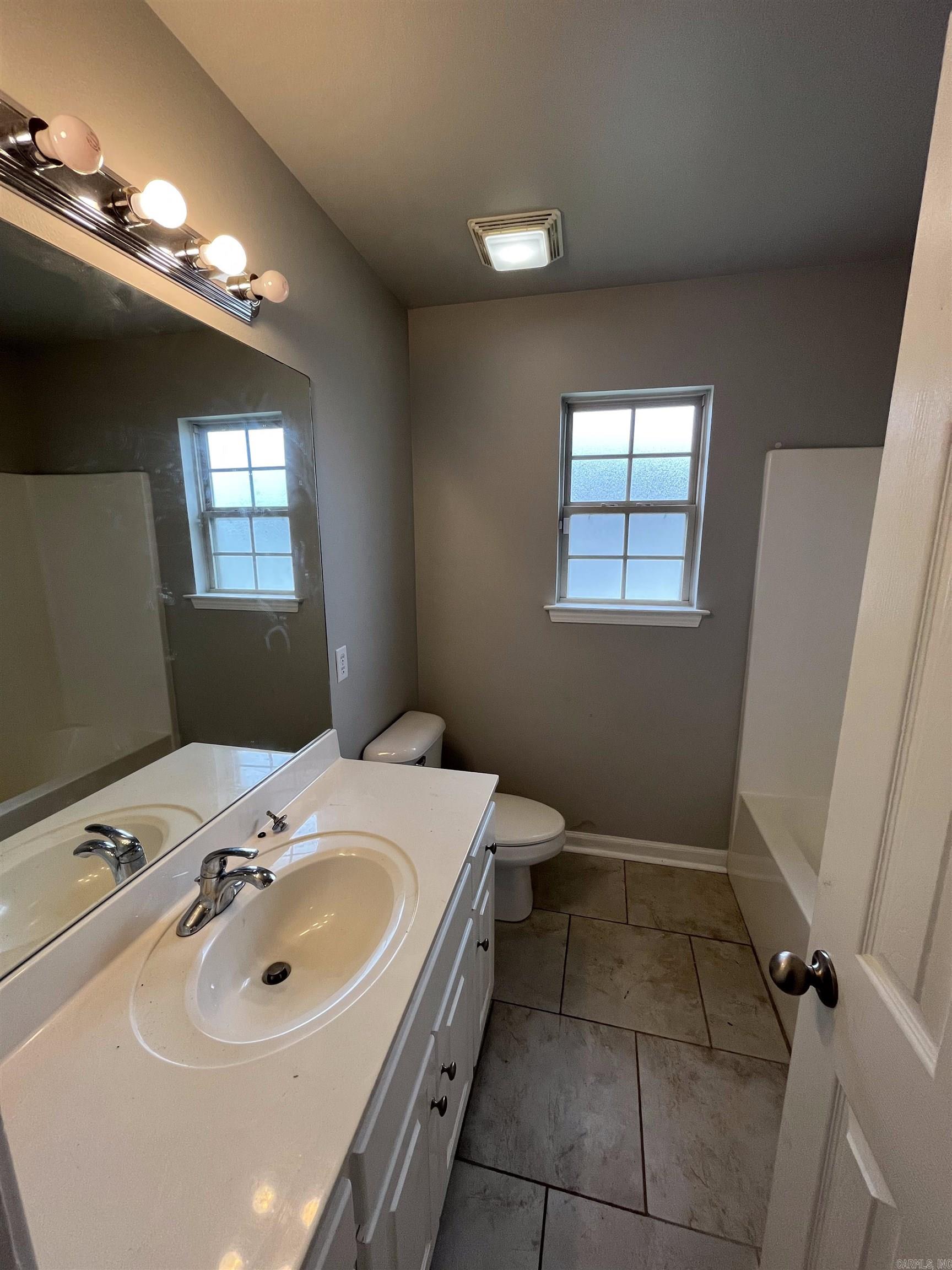 Moon Ridge - Residential Lease