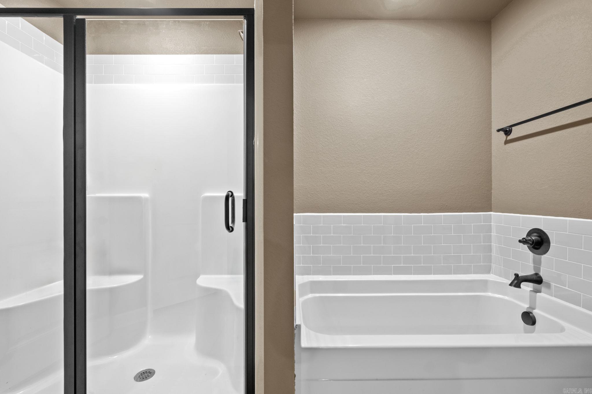 HERITAGE MEADOWS - Residential