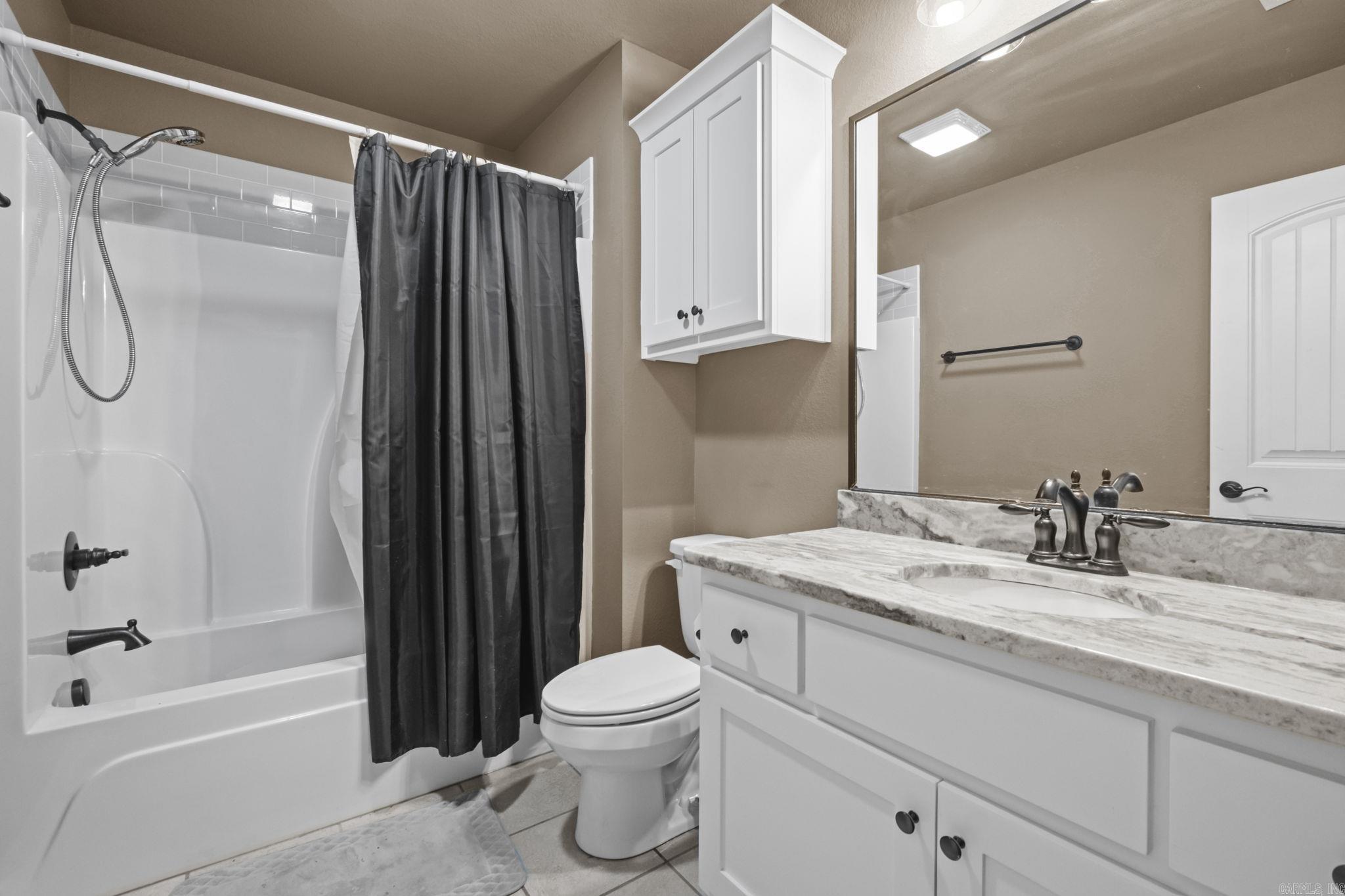 HERITAGE MEADOWS - Residential