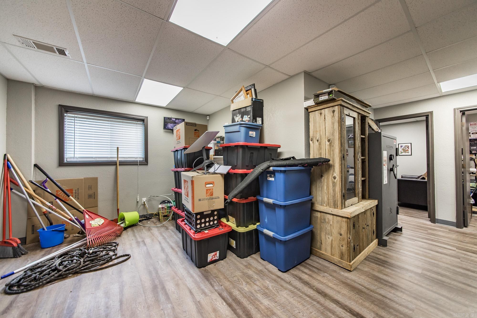 Cabot City Area - Commercial Sale