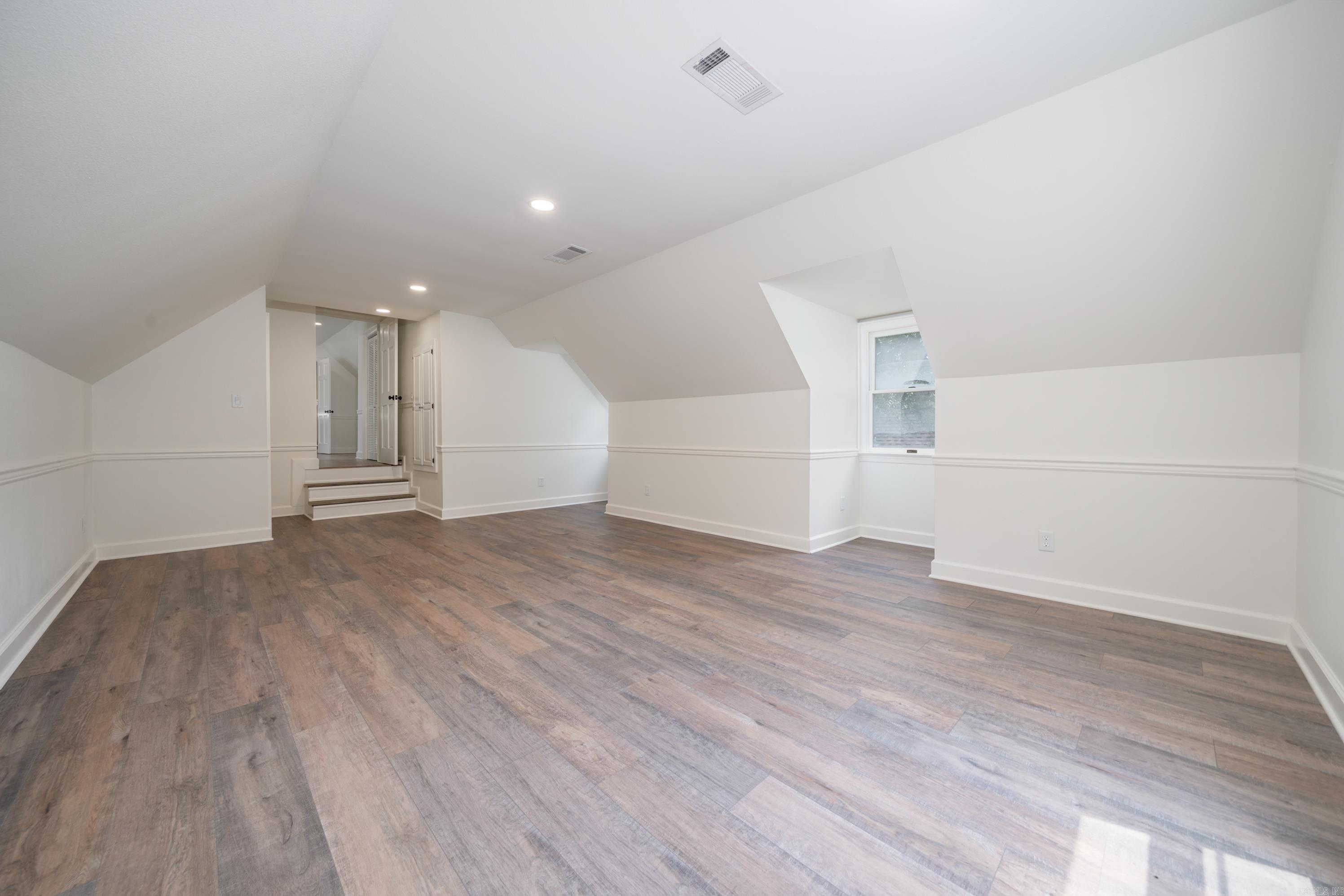 STRATFORD GREEN - Residential