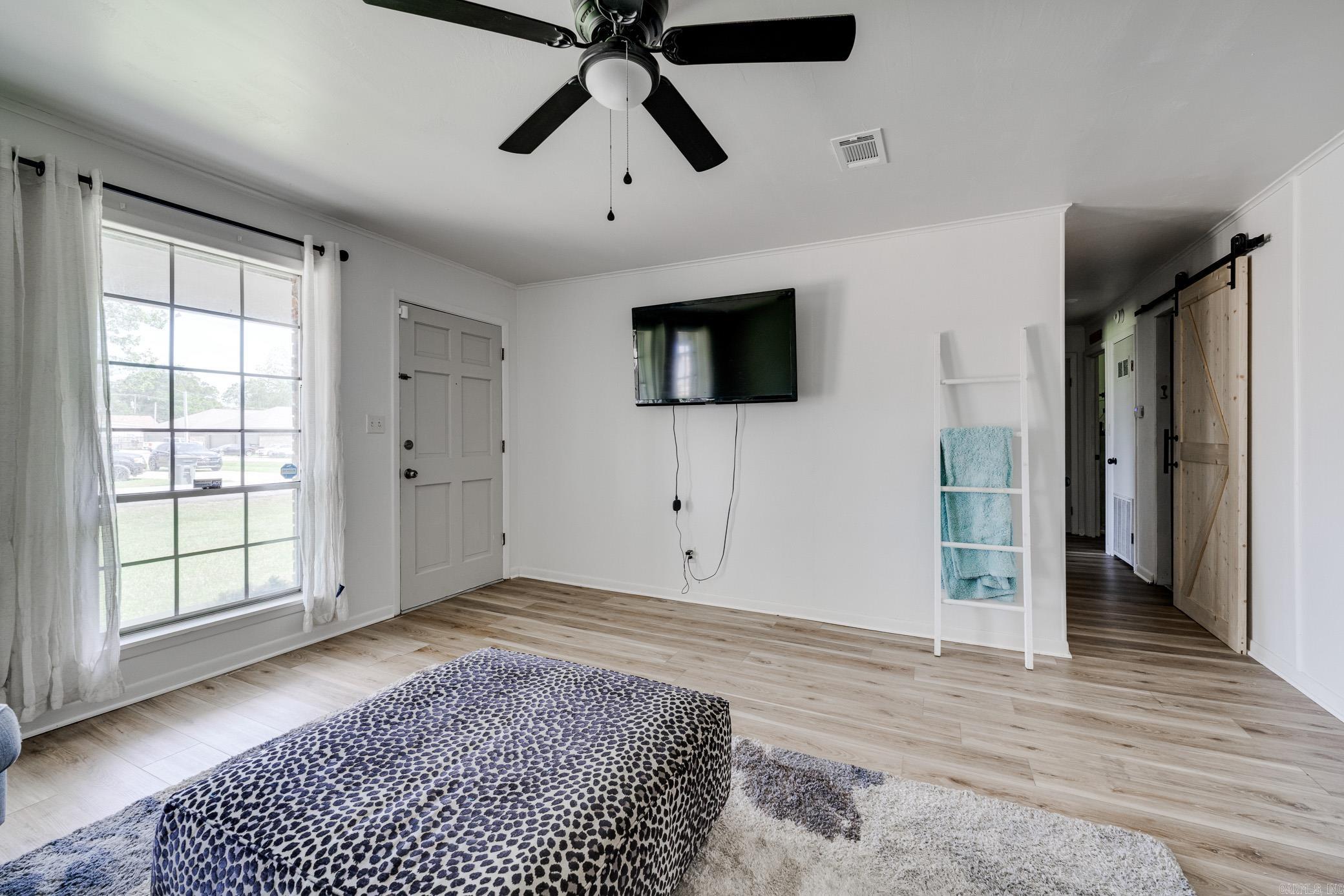HUTTO ADDN - Residential