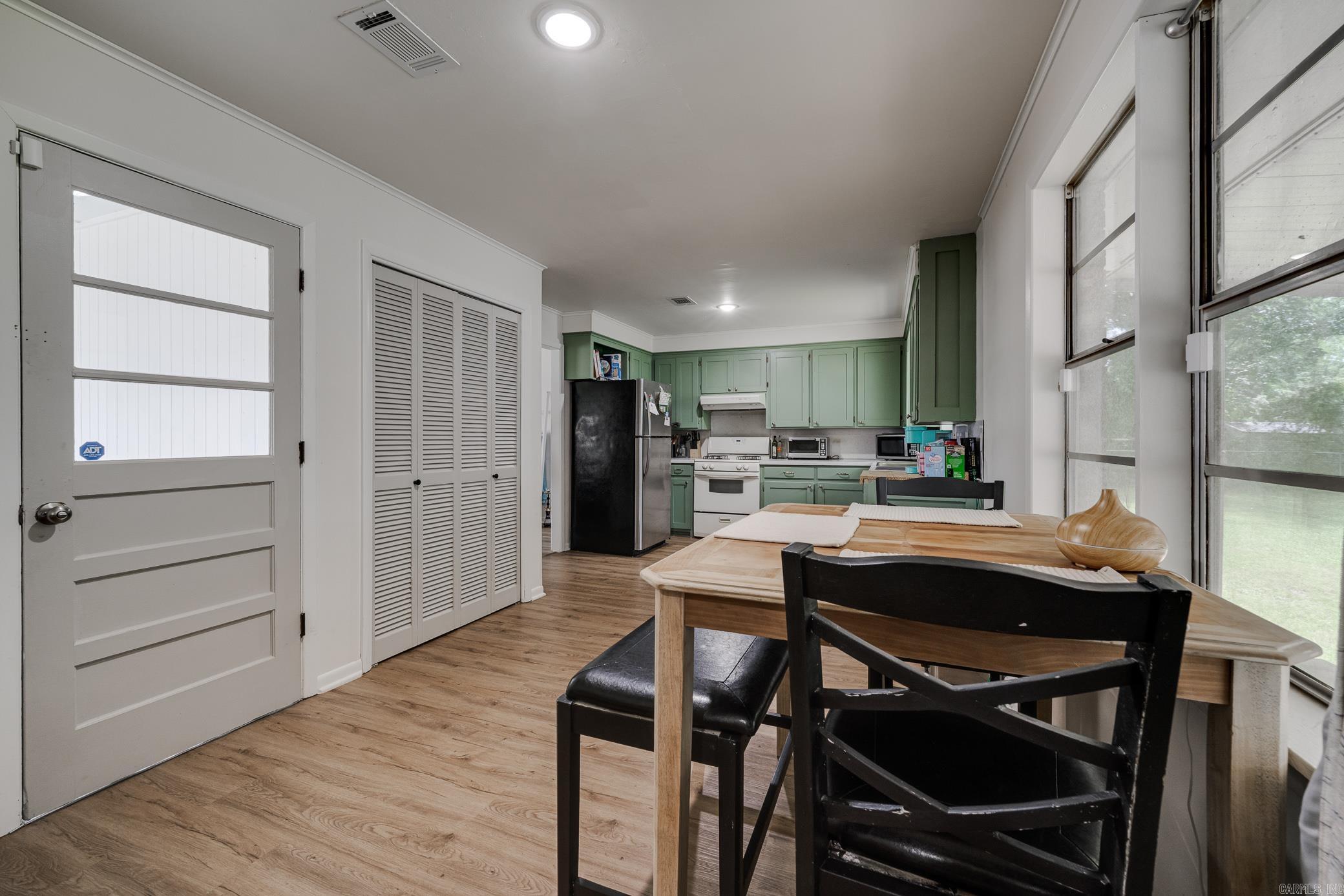 HUTTO ADDN - Residential