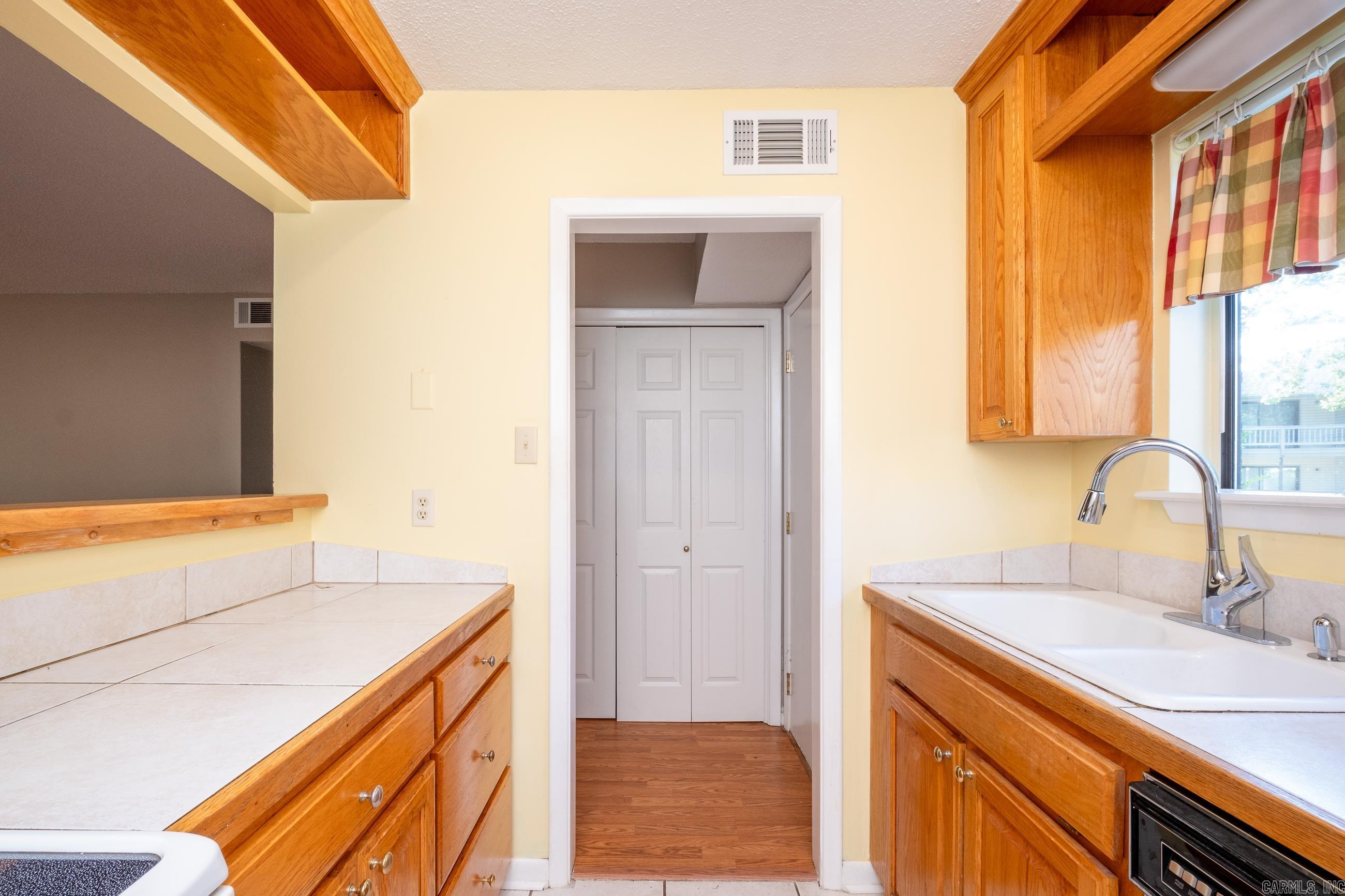 FOREST EDGE WEST CONDO HPR - Residential