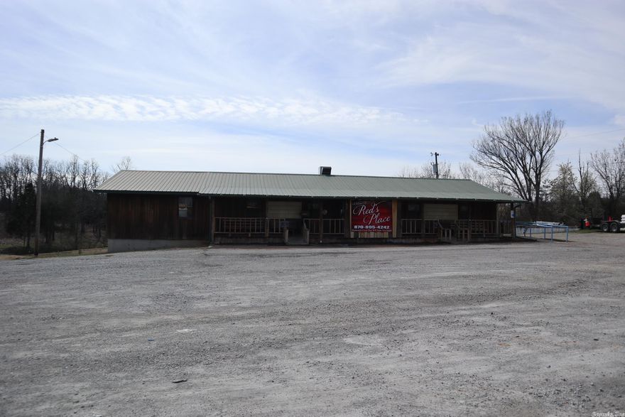 COMMERCIAL BUSINESS AND PROPERTY FOR SALE IN SALEM AR  Property is located at 652 Hwy 62 W, Salem, AR. This is a local restaurant located on a major US highway. It is a turn key operation. It includes tables, chairs, cash register, fryers, refrigerators, appliances, ice machine, grills, broiler, buffet table, dishes, pots, pans and numerous other items to start you business. The building has over 2,800 sq. ft. of area with large dining area, second dining area for private meetings, large kitchen and preparation room. Also includes small living area in the partial basement. It includes approx. 1.21 acres with plenty of parking spaces. You will not find a better location for this type of business.
