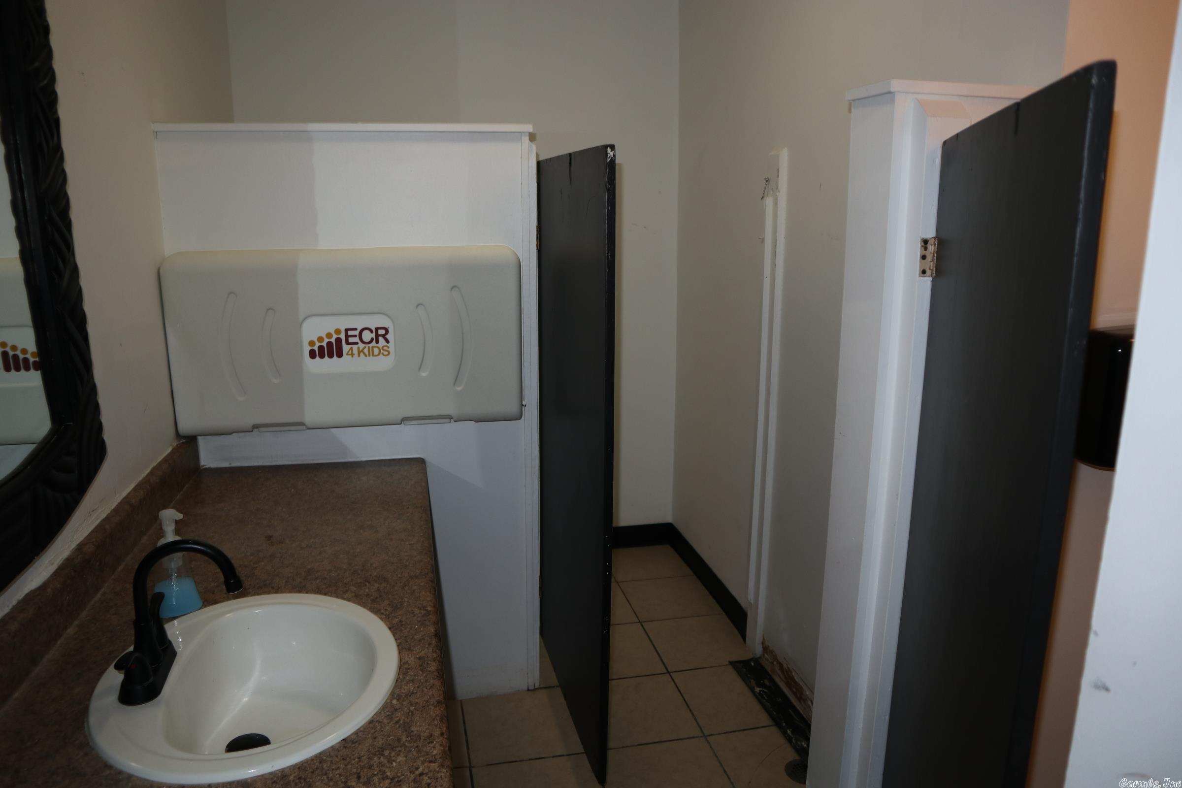 Metes & Bounds - Commercial Sale