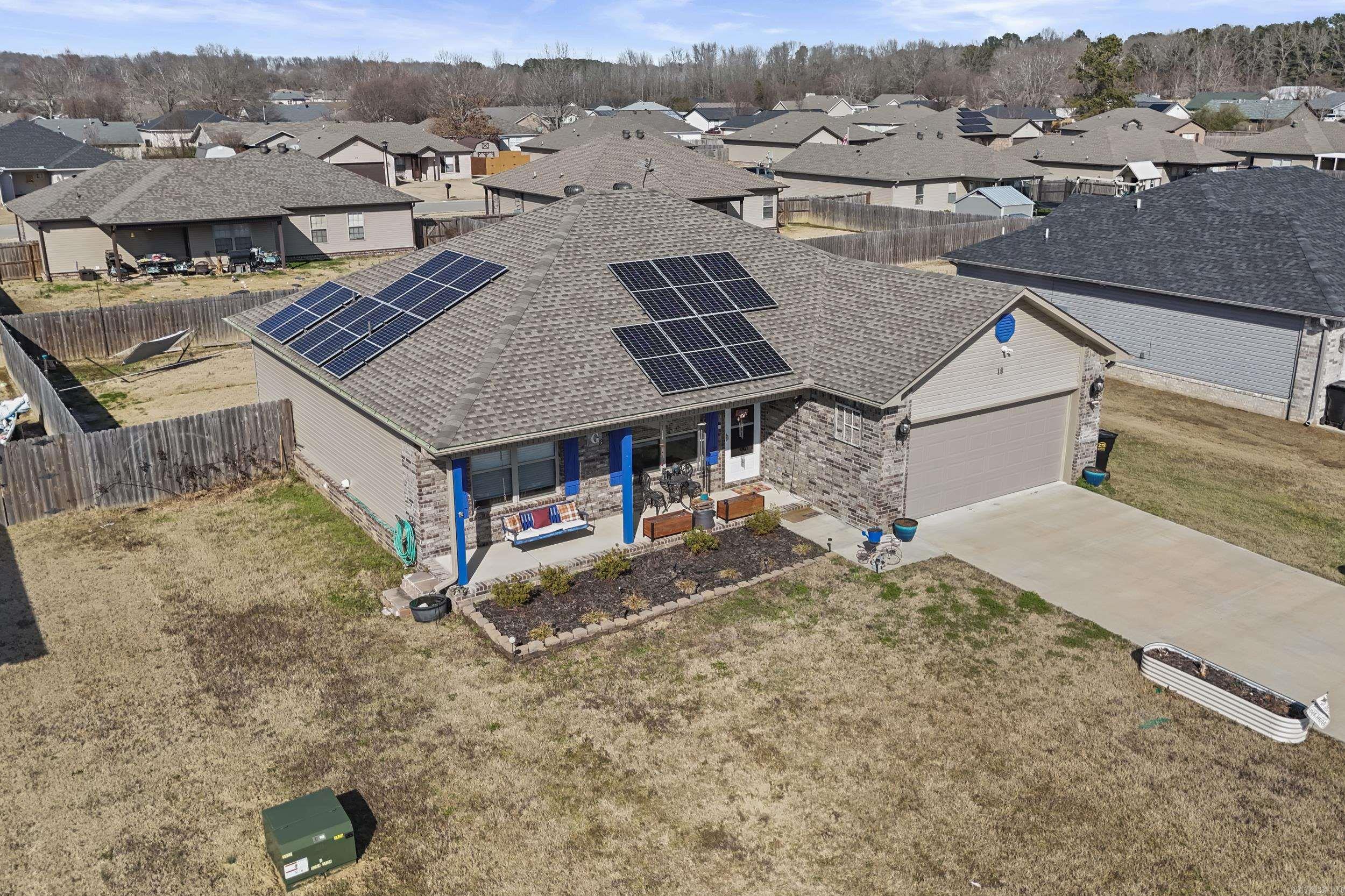 DEERFIELD ESTATES - Residential