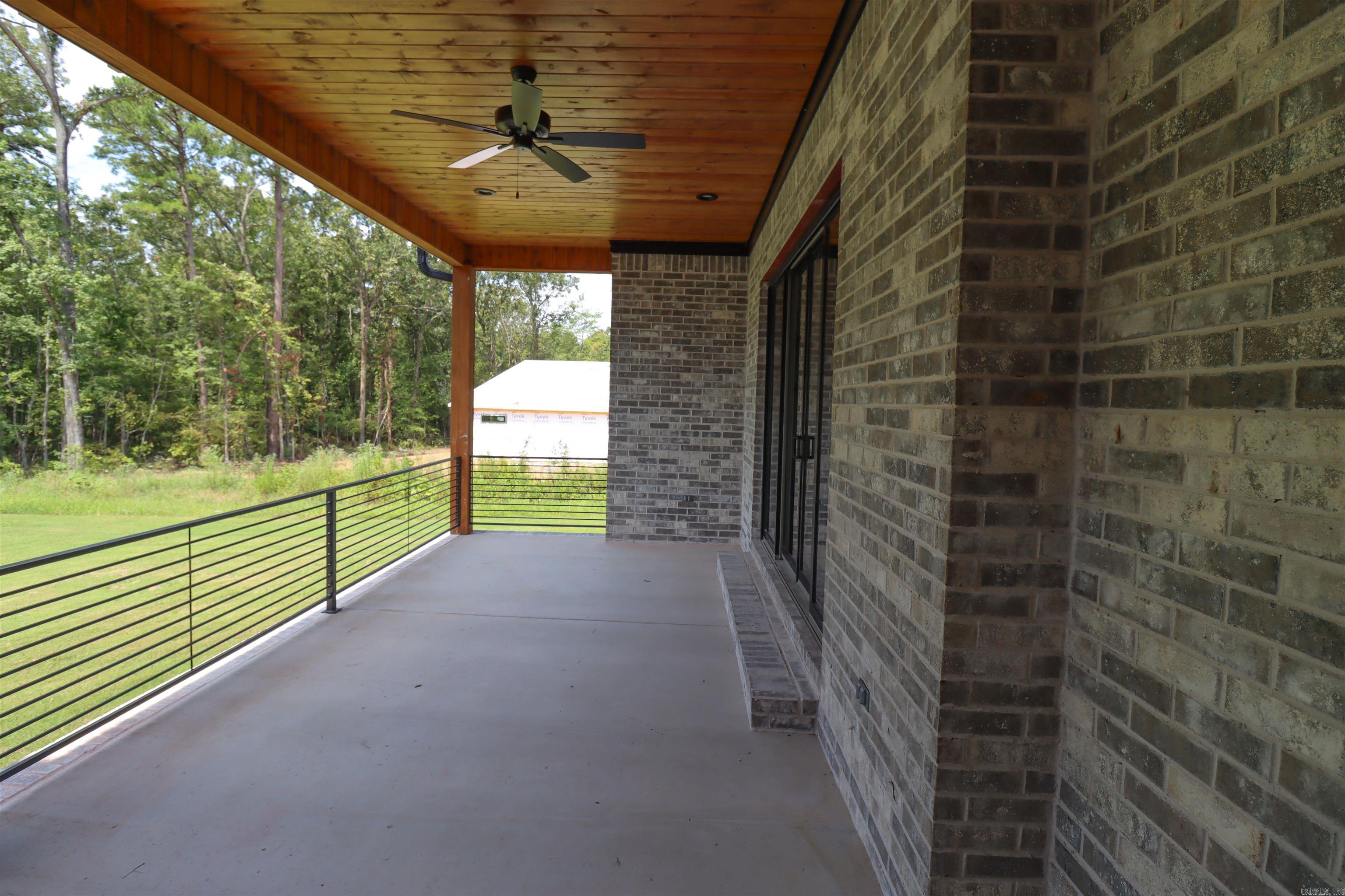 AVILLA MANOR - Residential