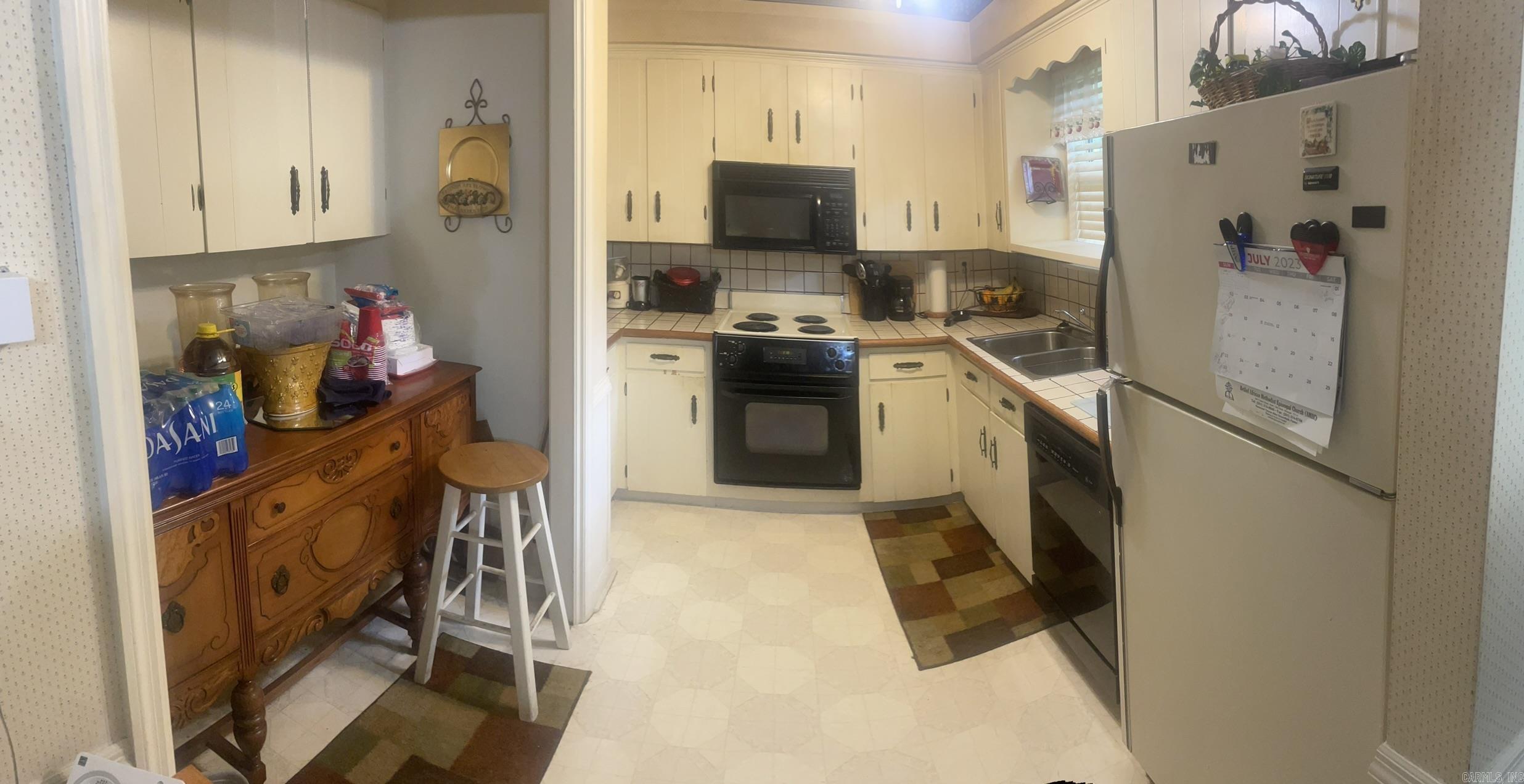 Twin Lakes - Residential