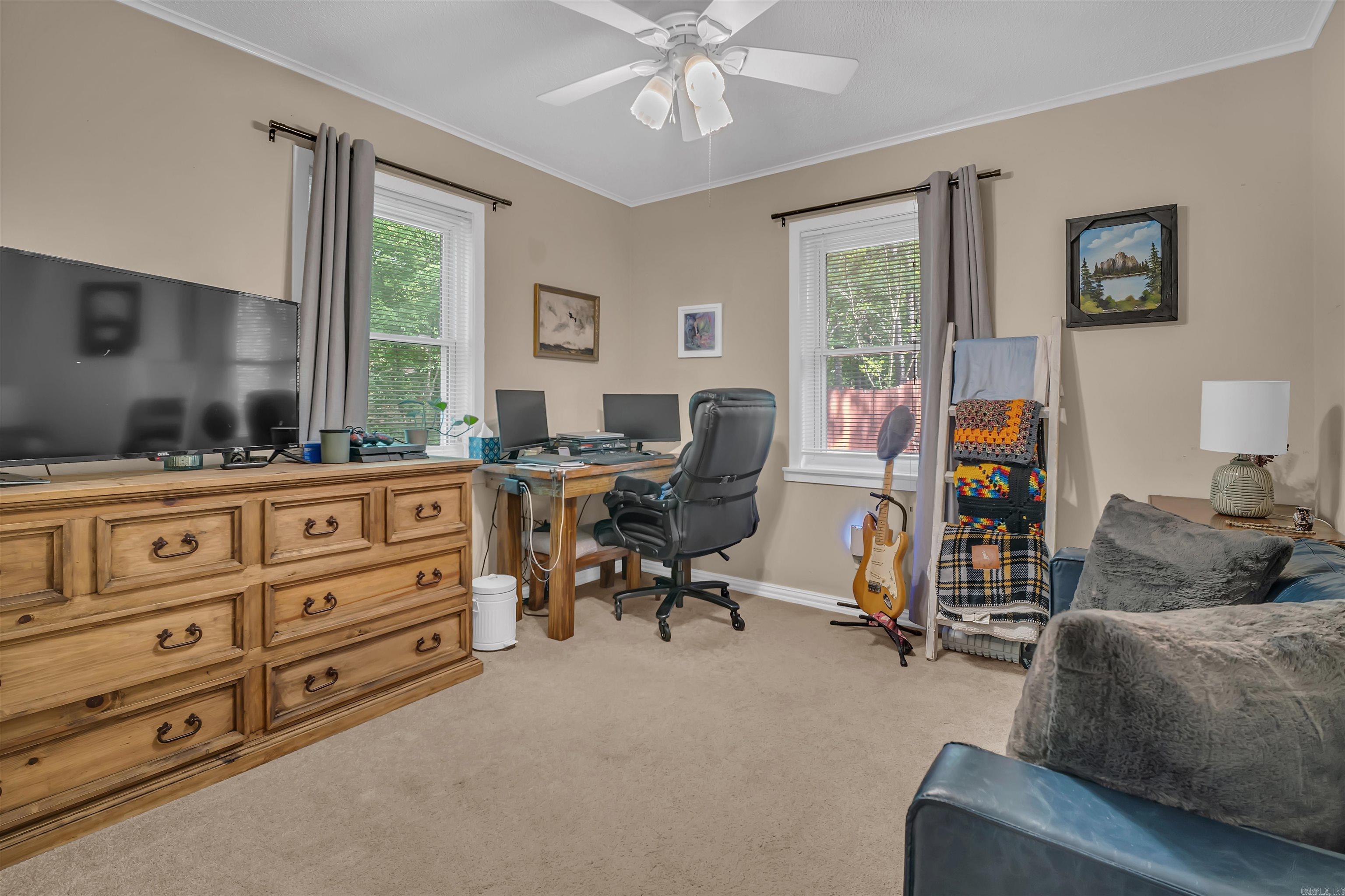 PINE VALLEY - Residential