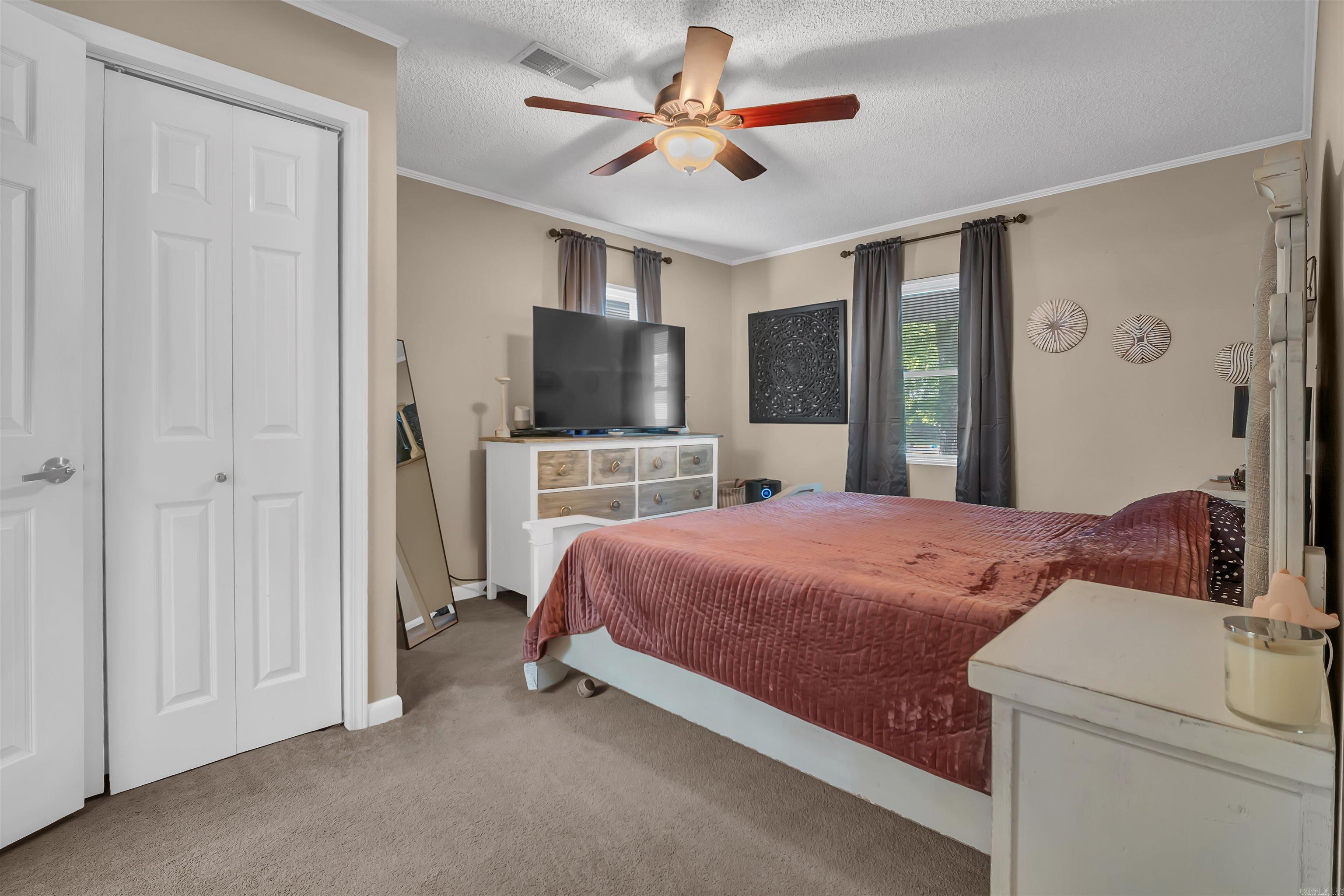 PINE VALLEY - Residential