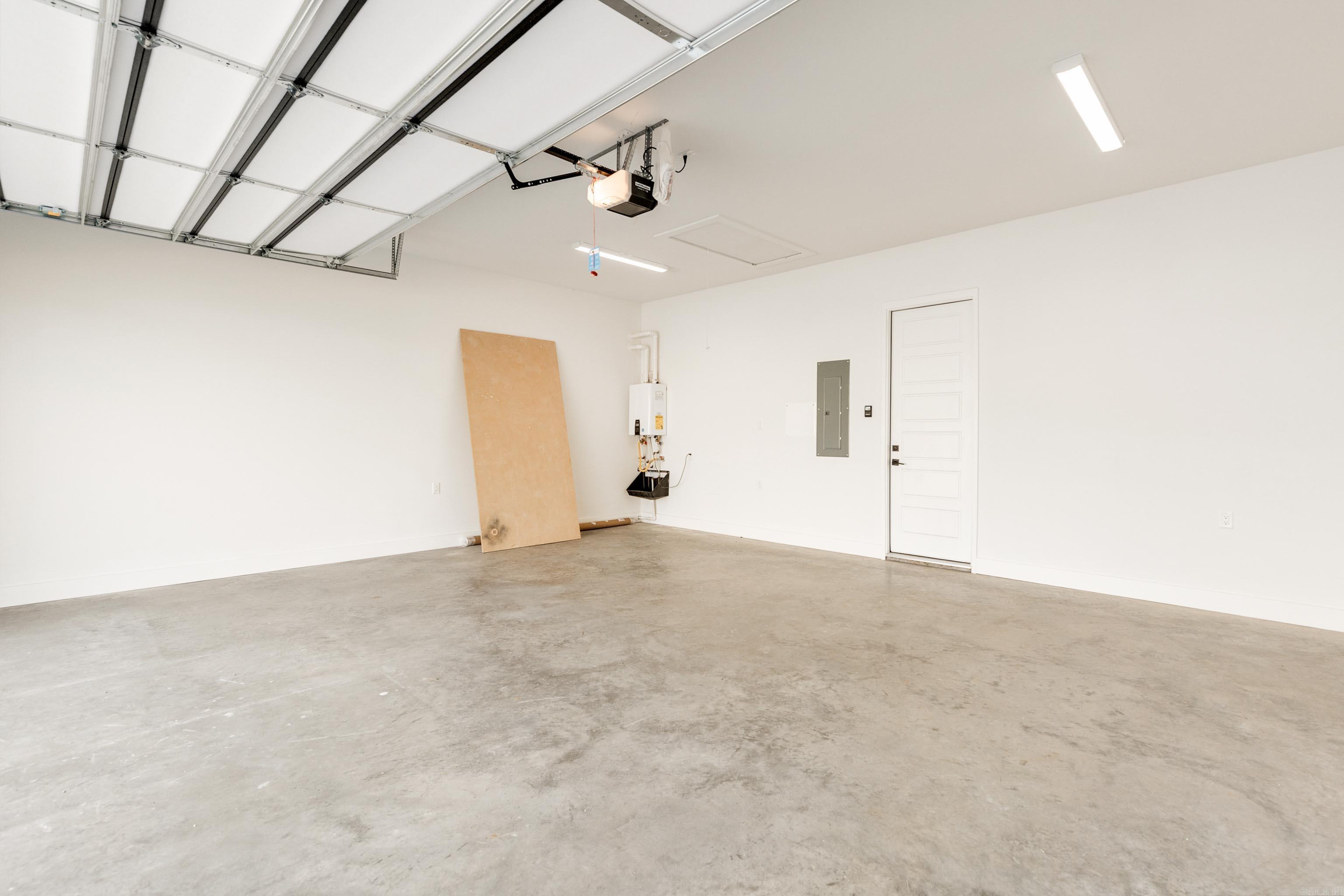 FIELDS OF HURRICANE LAKE ESTATES - Residential