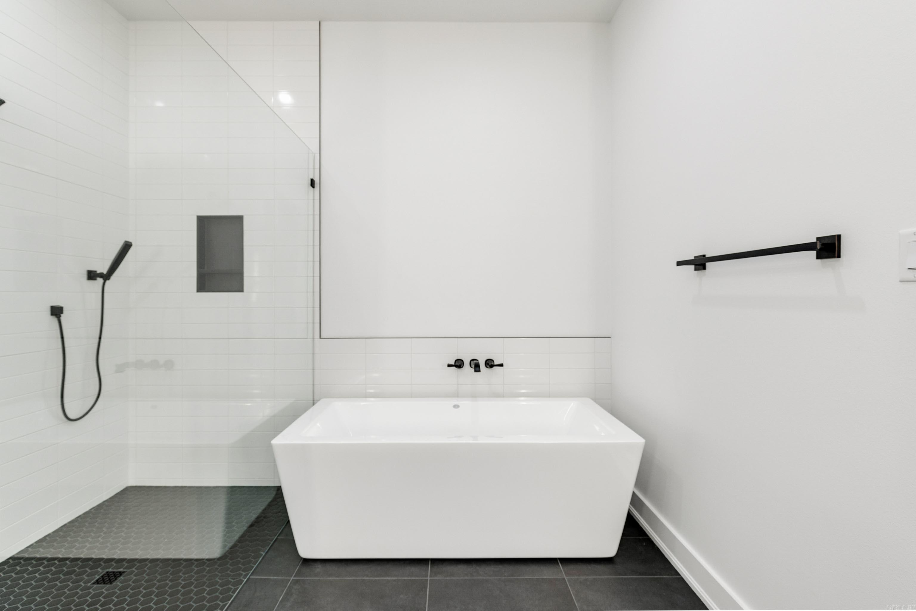 FIELDS OF HURRICANE LAKE ESTATES - Residential