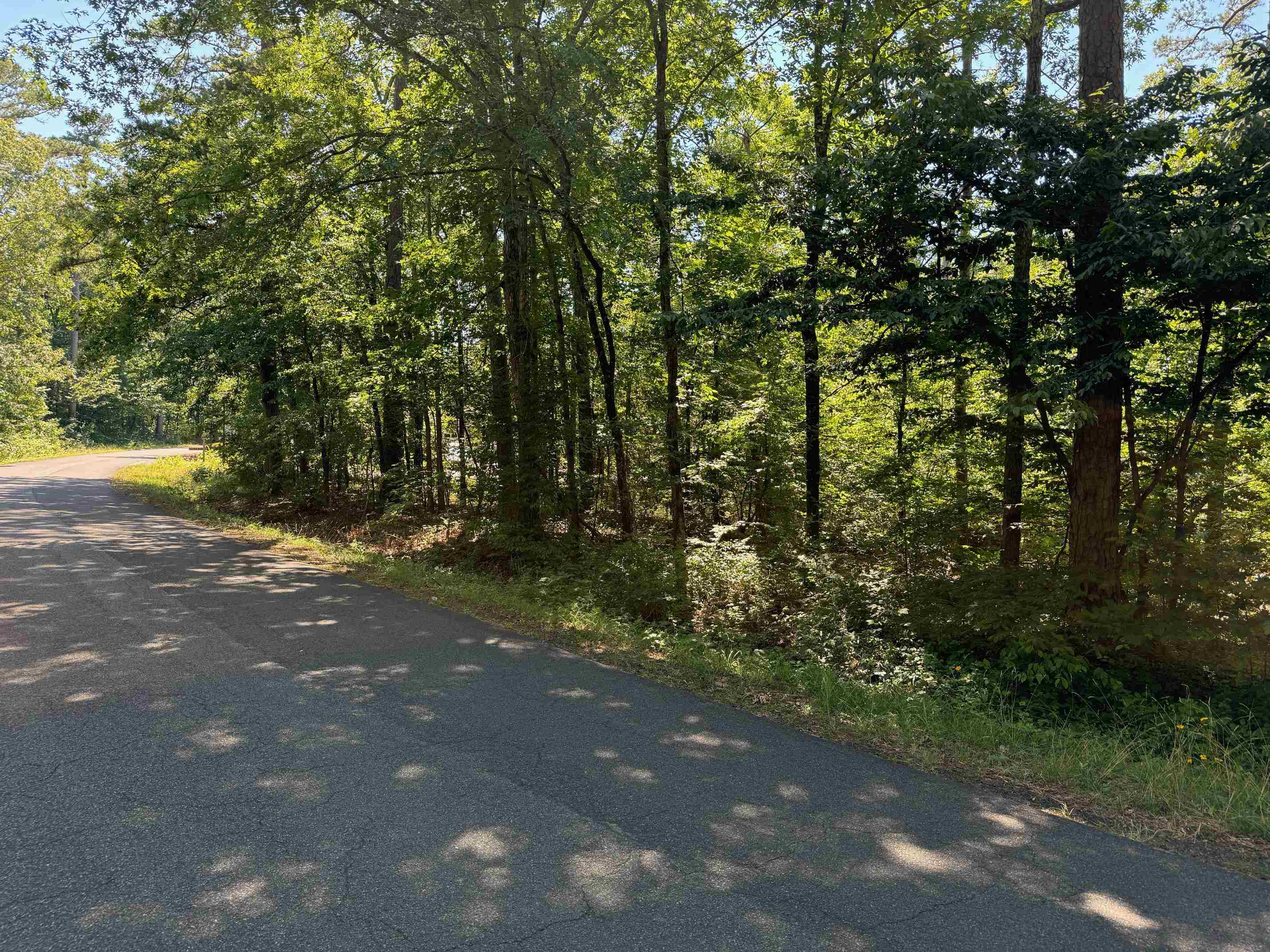 REDUCED TO $1,500...THIS PROPERTY LOCATION IS VERY DESIRABLE...CLOSE TO LAKE PINEDA...CORONADO FITNESS CENTER...TENNIS COURTS...GOLF COURSE...CALL FOR MORE INFORMATION...