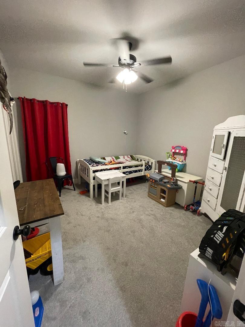 HIDDEN VALLEY ESTATES - Residential