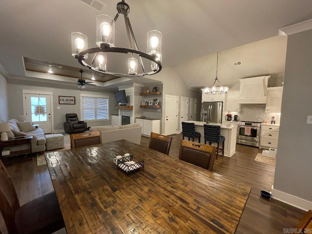 HIDDEN VALLEY ESTATES - Residential