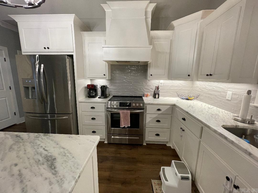 HIDDEN VALLEY ESTATES - Residential