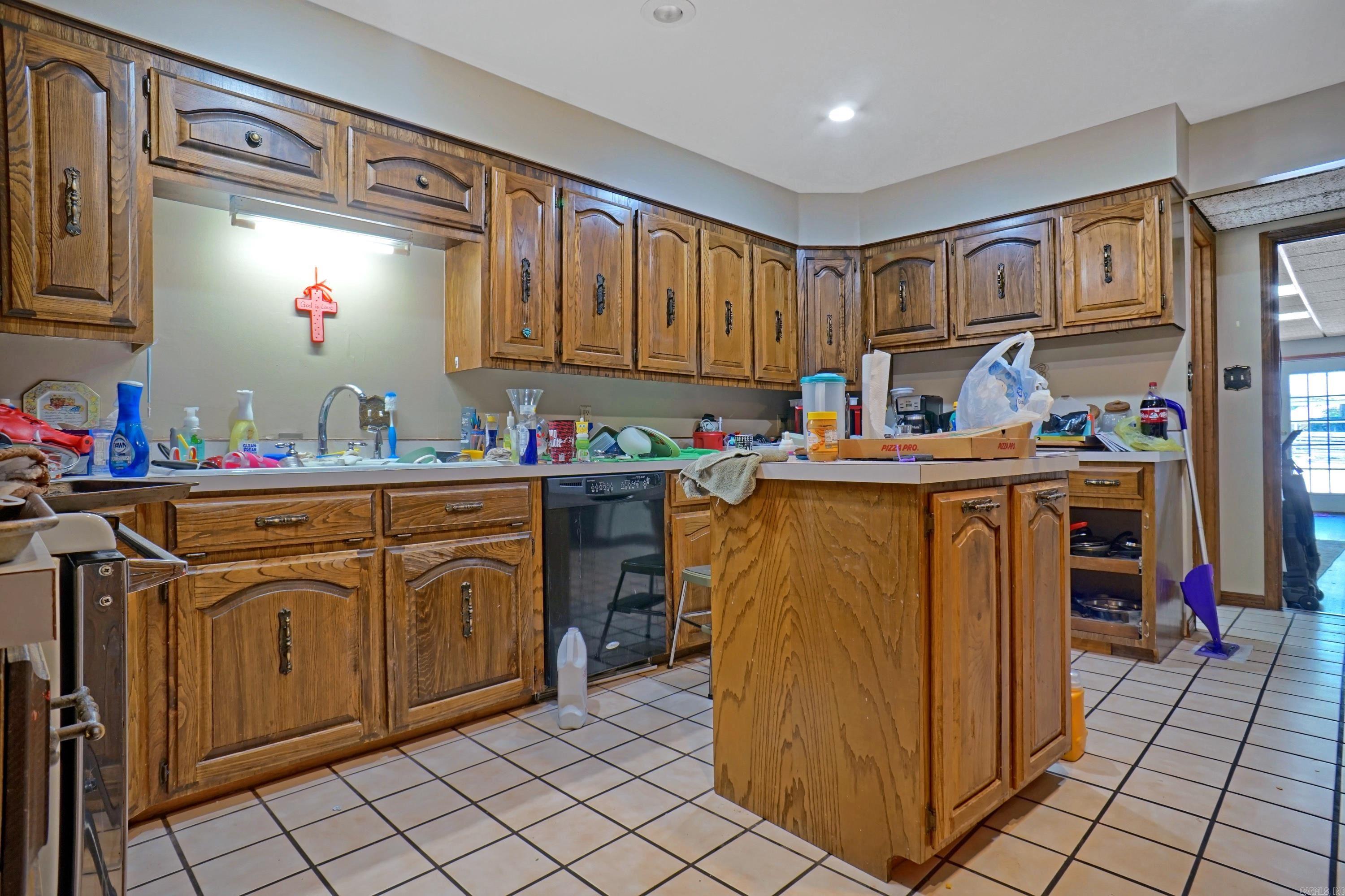 RSVL  BY SECTION - Residential