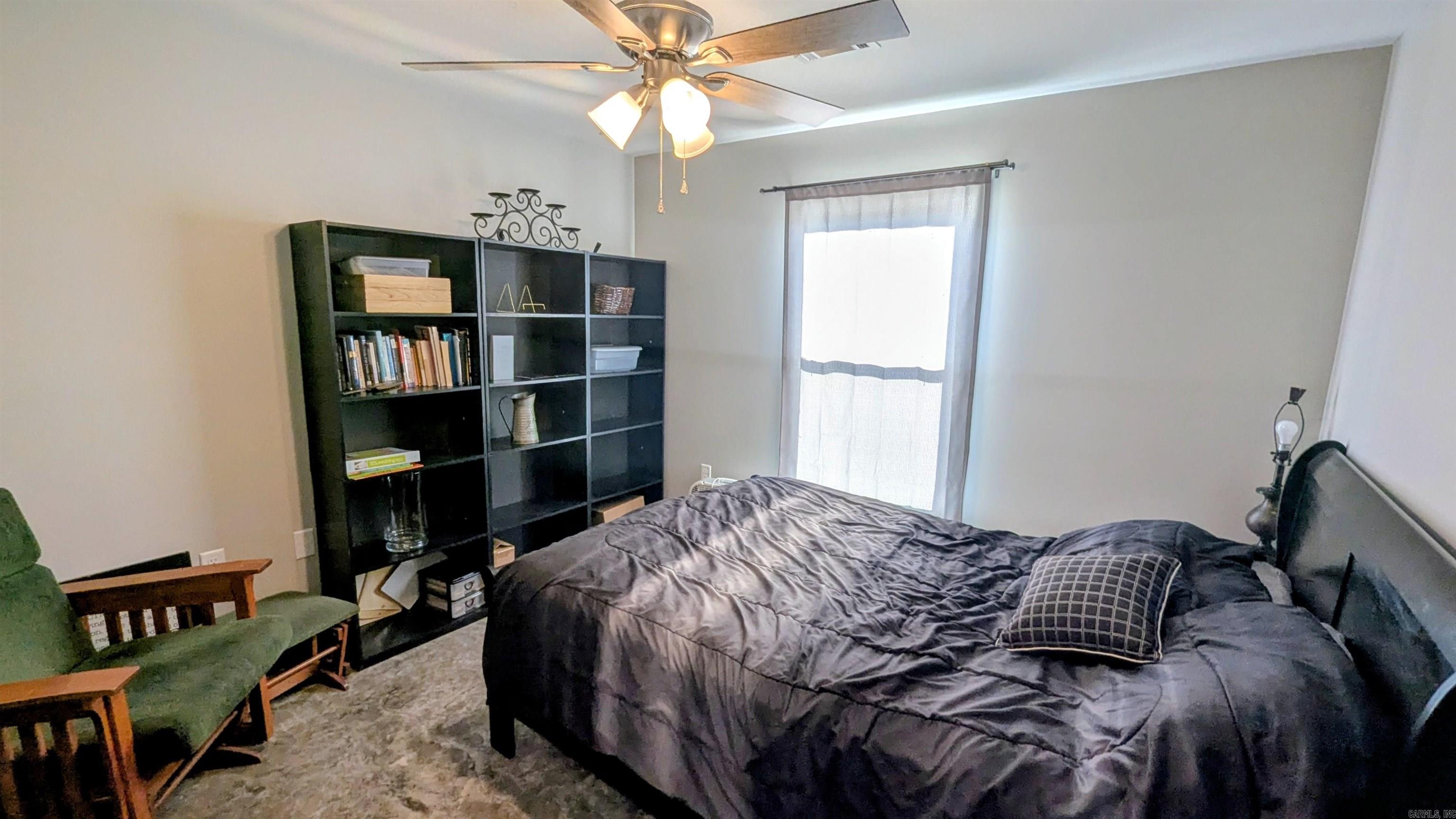 HX0205 - LILLIES CROSSING - Residential