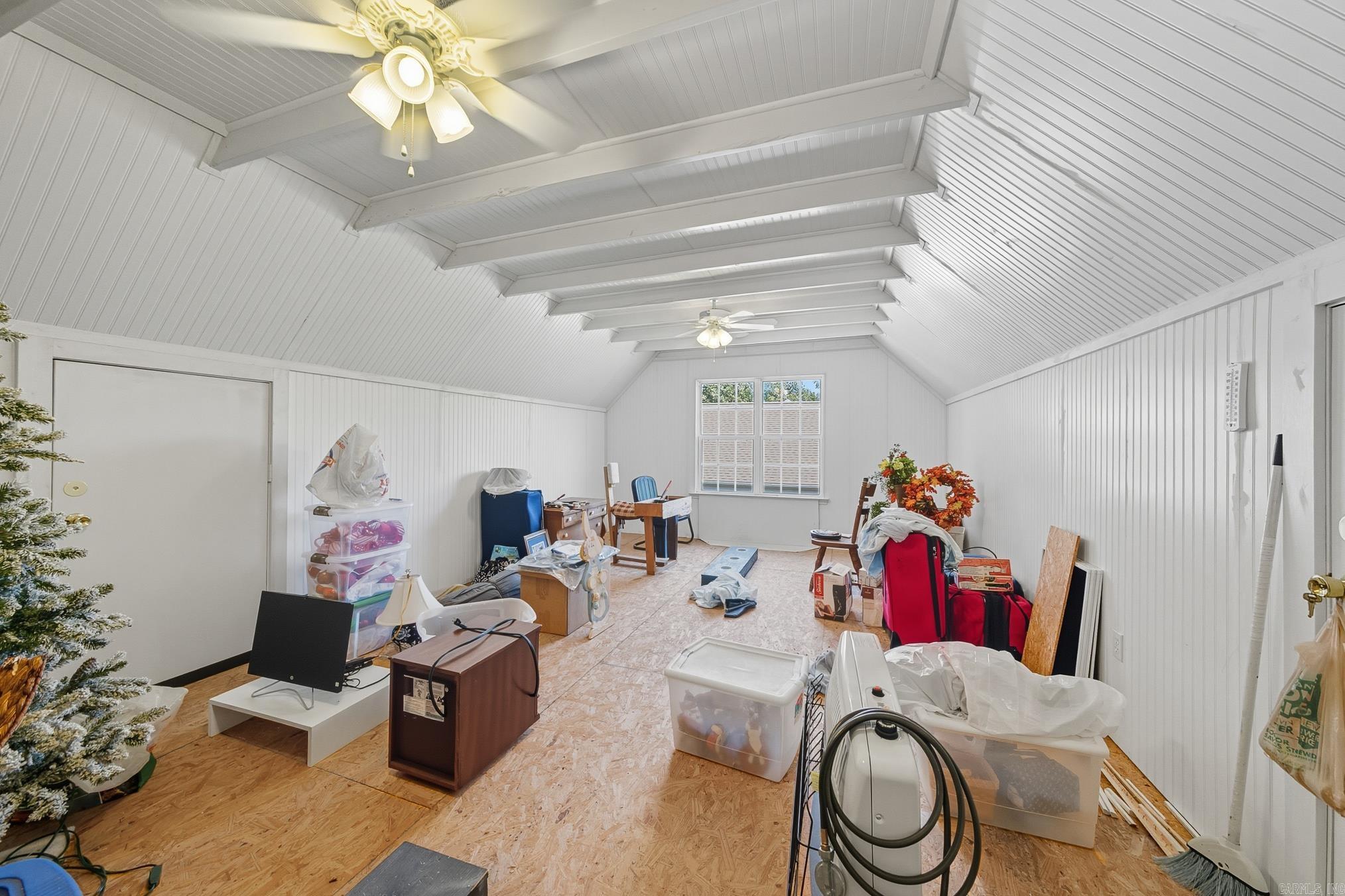 AUSTIN VILLAGE - Residential