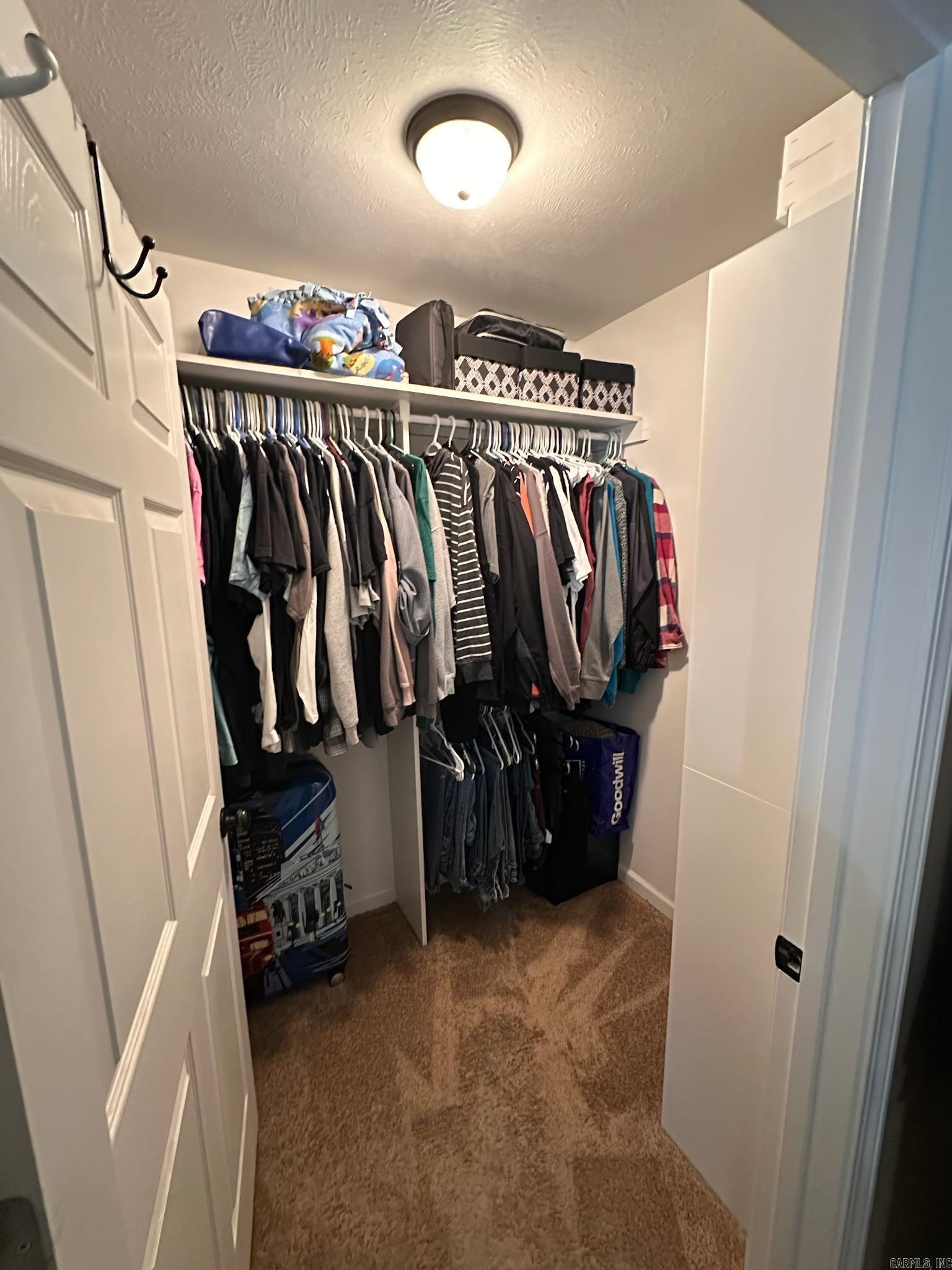 BAKER'S FIELD - Residential