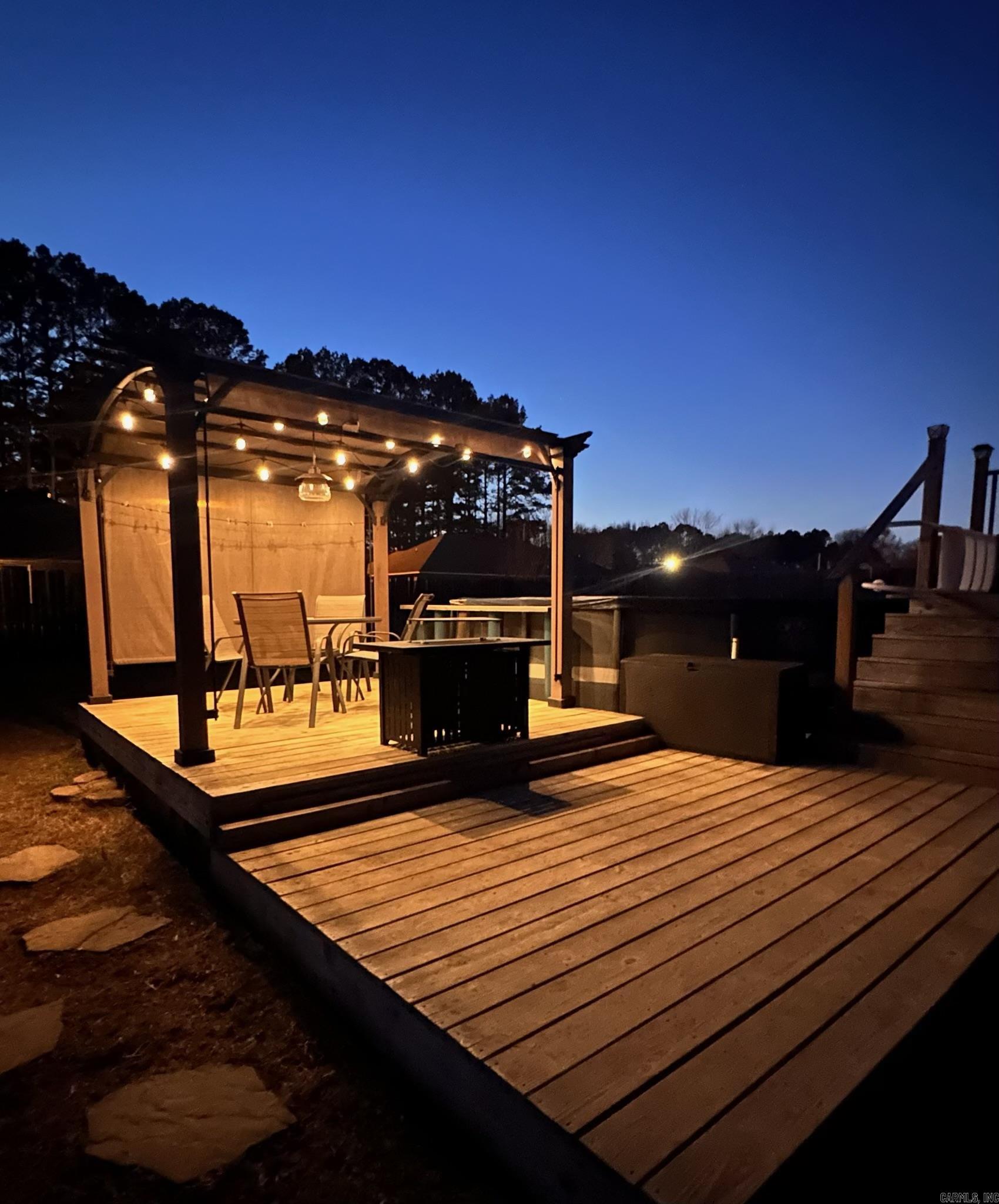 BAKER'S FIELD - Residential