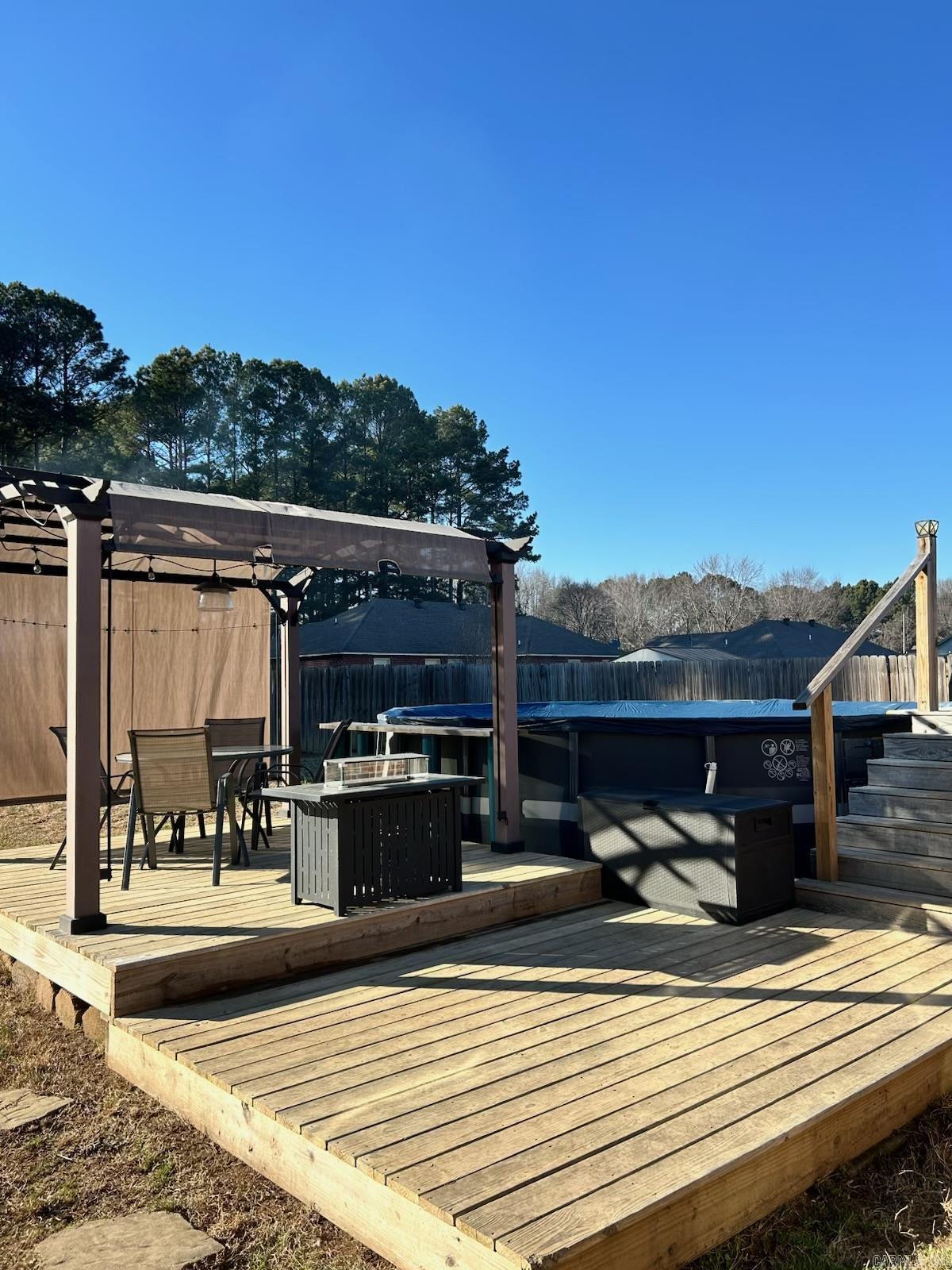 BAKER'S FIELD - Residential